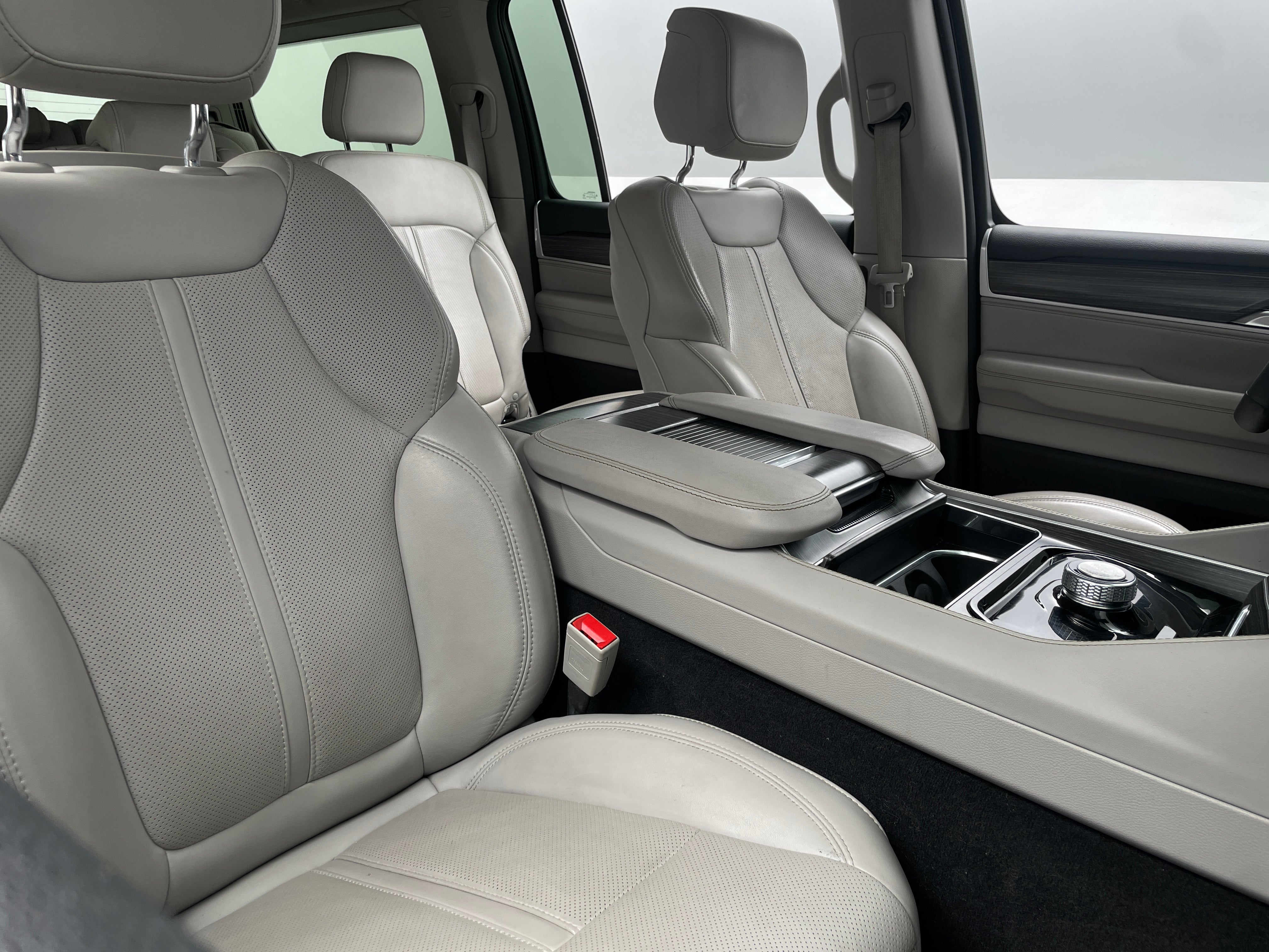 2024 Jeep Wagoneer