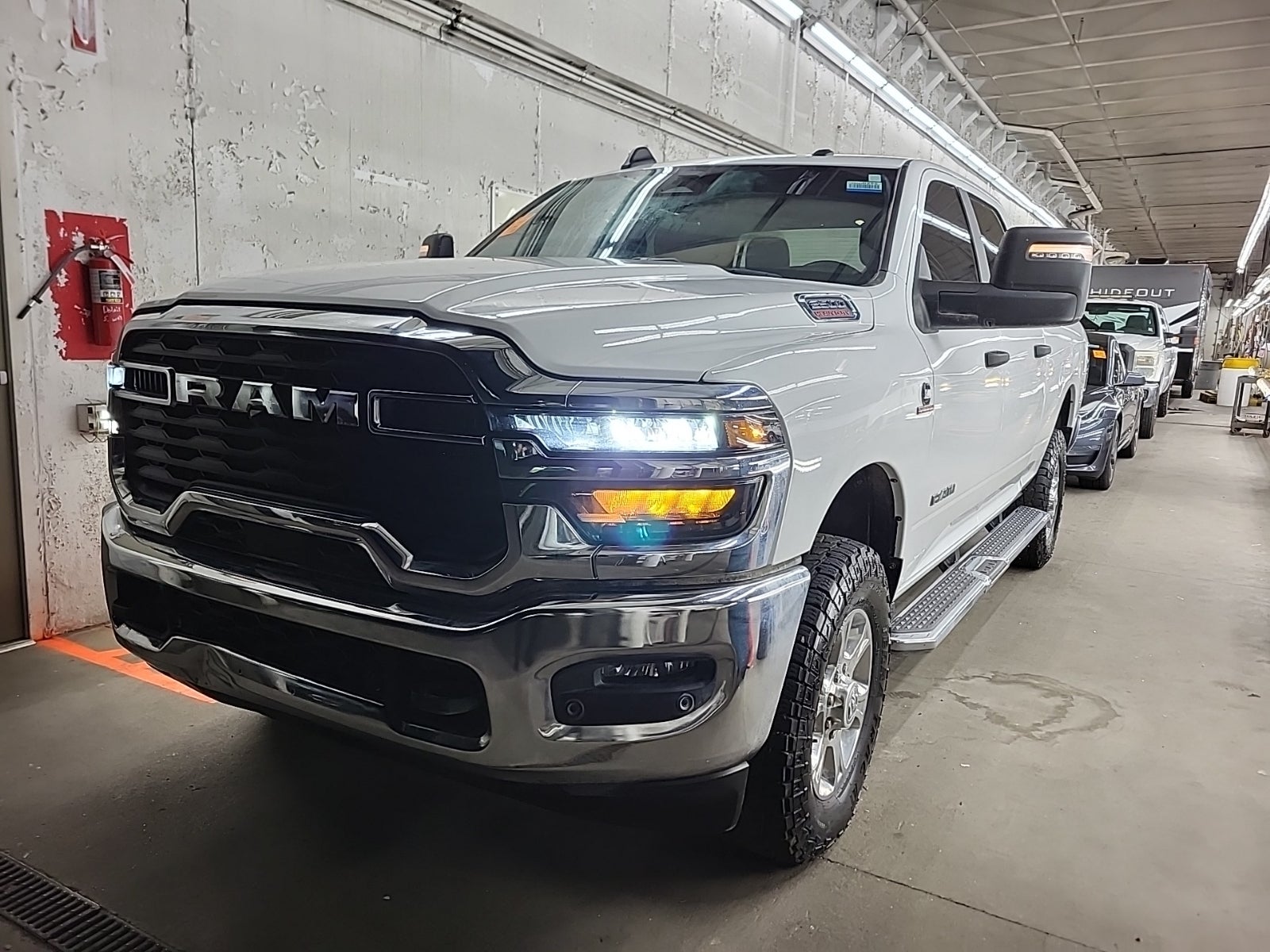 2025 Ram 2500 Big Horn 4x4 Crew Cab 6'4" Box