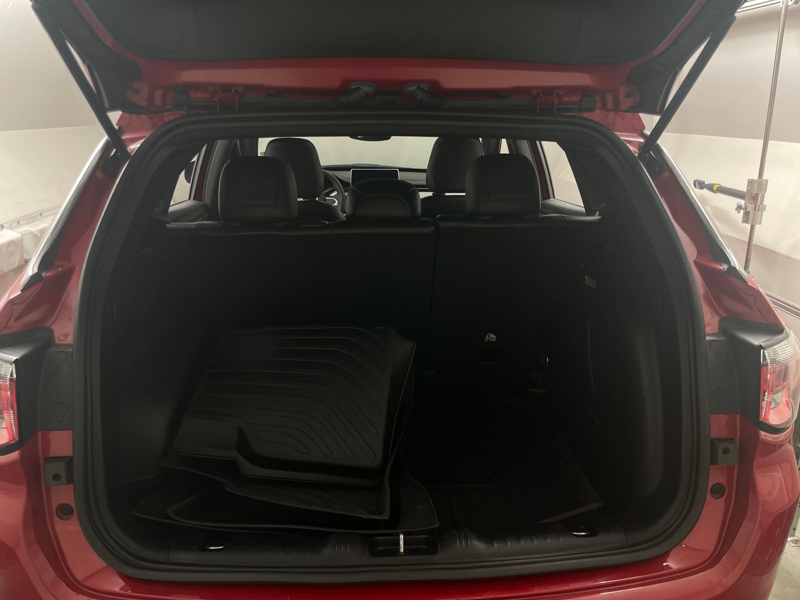 Thumbnail: 2023 Jeep Compass - 6