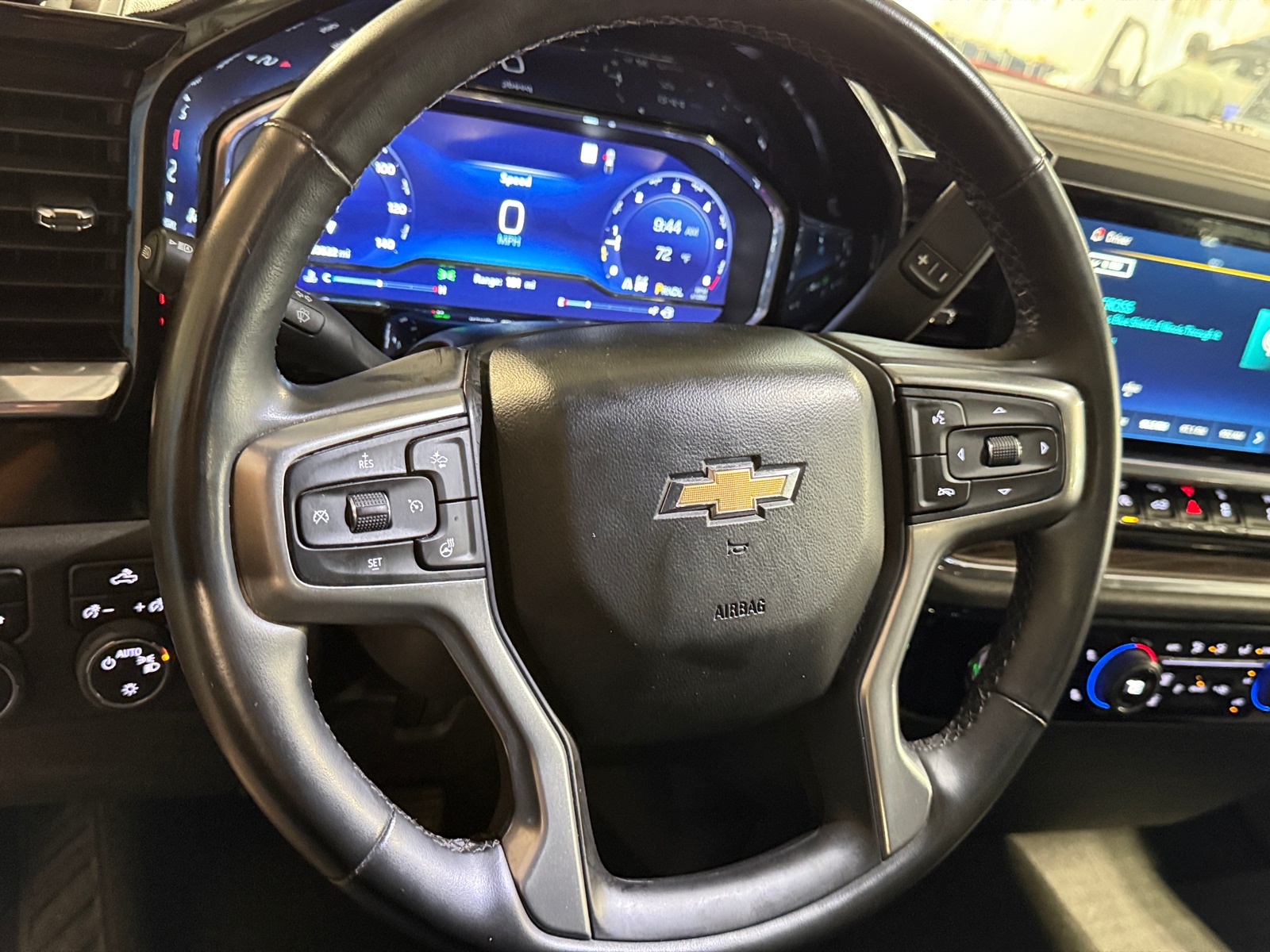 Thumbnail: 2023 Chevrolet Silverado 1500 - 5