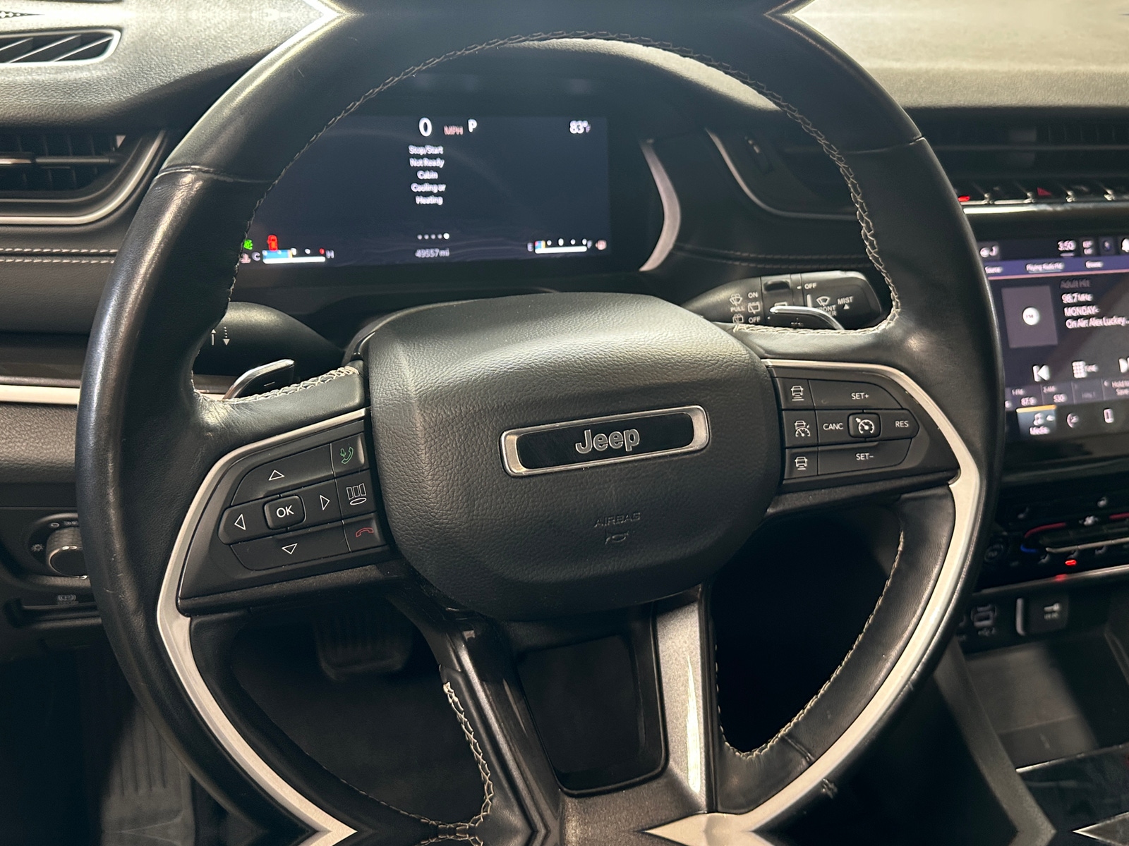 Thumbnail: 2022 Jeep Grand Cherokee L - 5