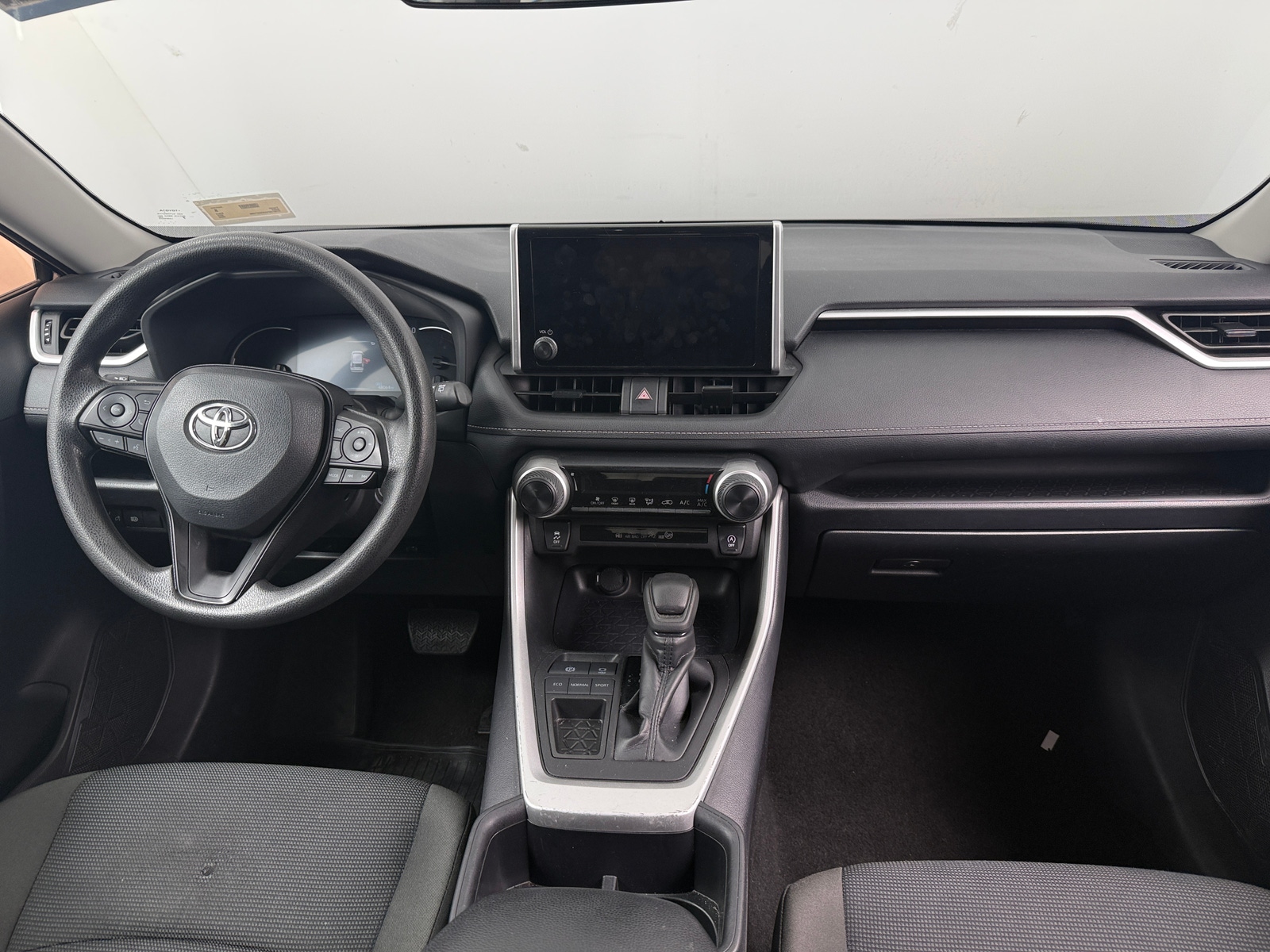 Thumbnail: 2025 Toyota RAV4 - 3