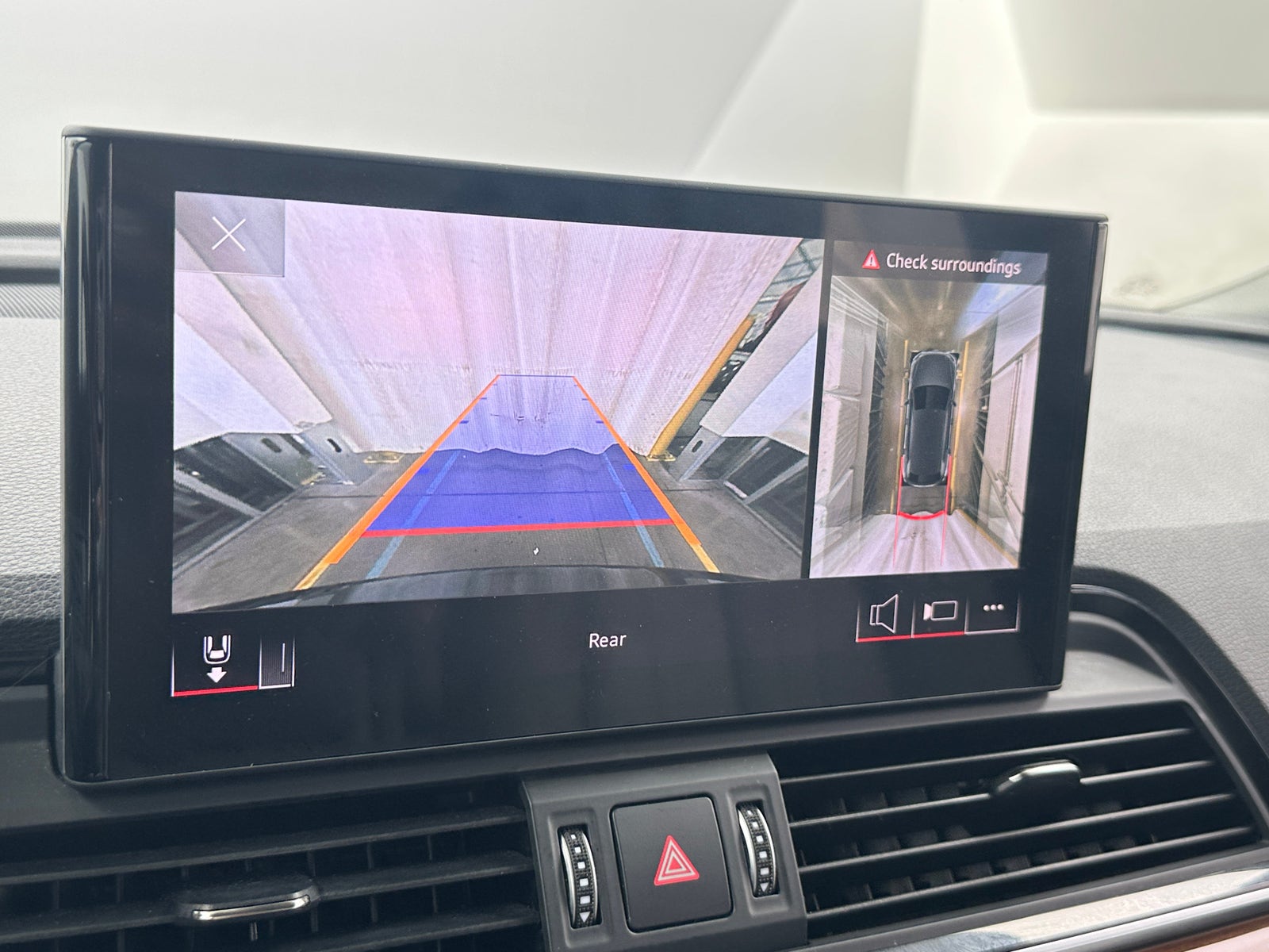 Thumbnail: 2021 Audi Q5 - 4