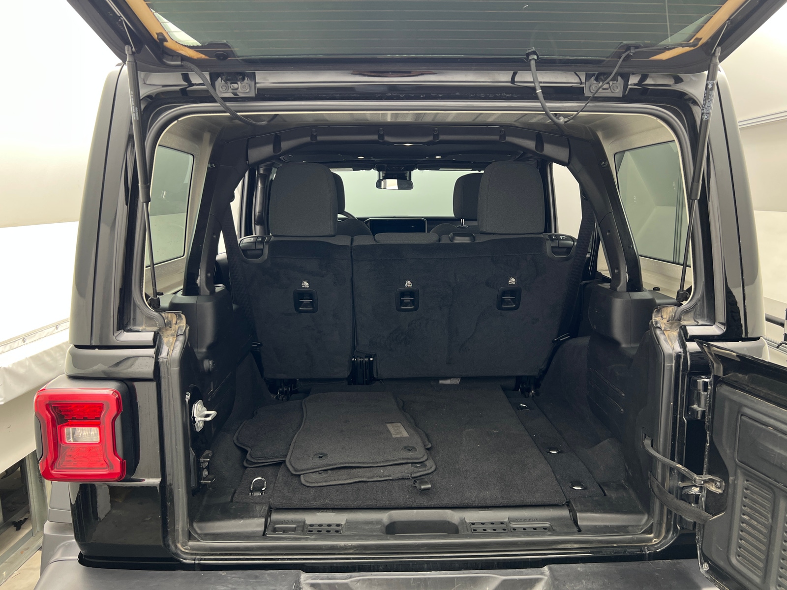 Thumbnail: 2025 Jeep Wrangler - 7