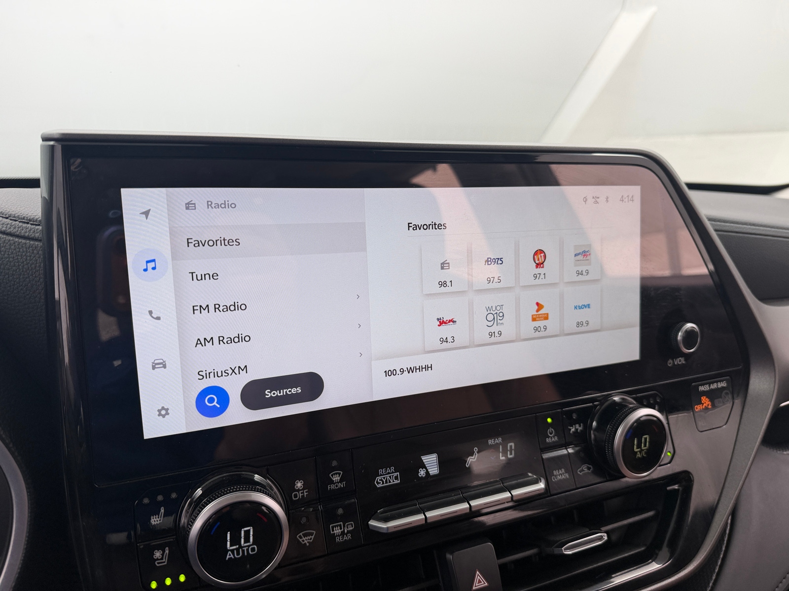 Thumbnail: 2025 Toyota Highlander - 3