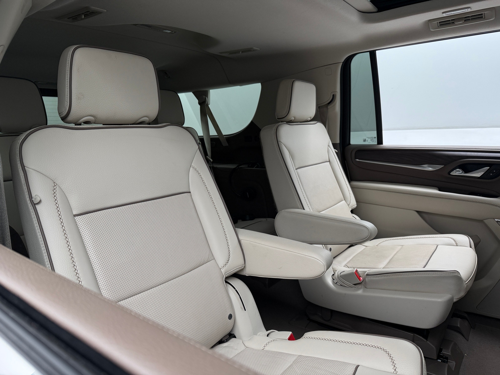 Thumbnail: 2024 GMC Yukon XL - 5