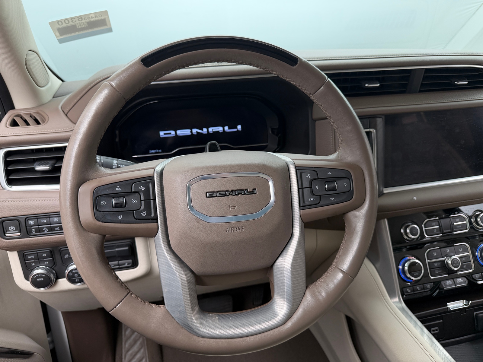Thumbnail: 2024 GMC Yukon XL - 4