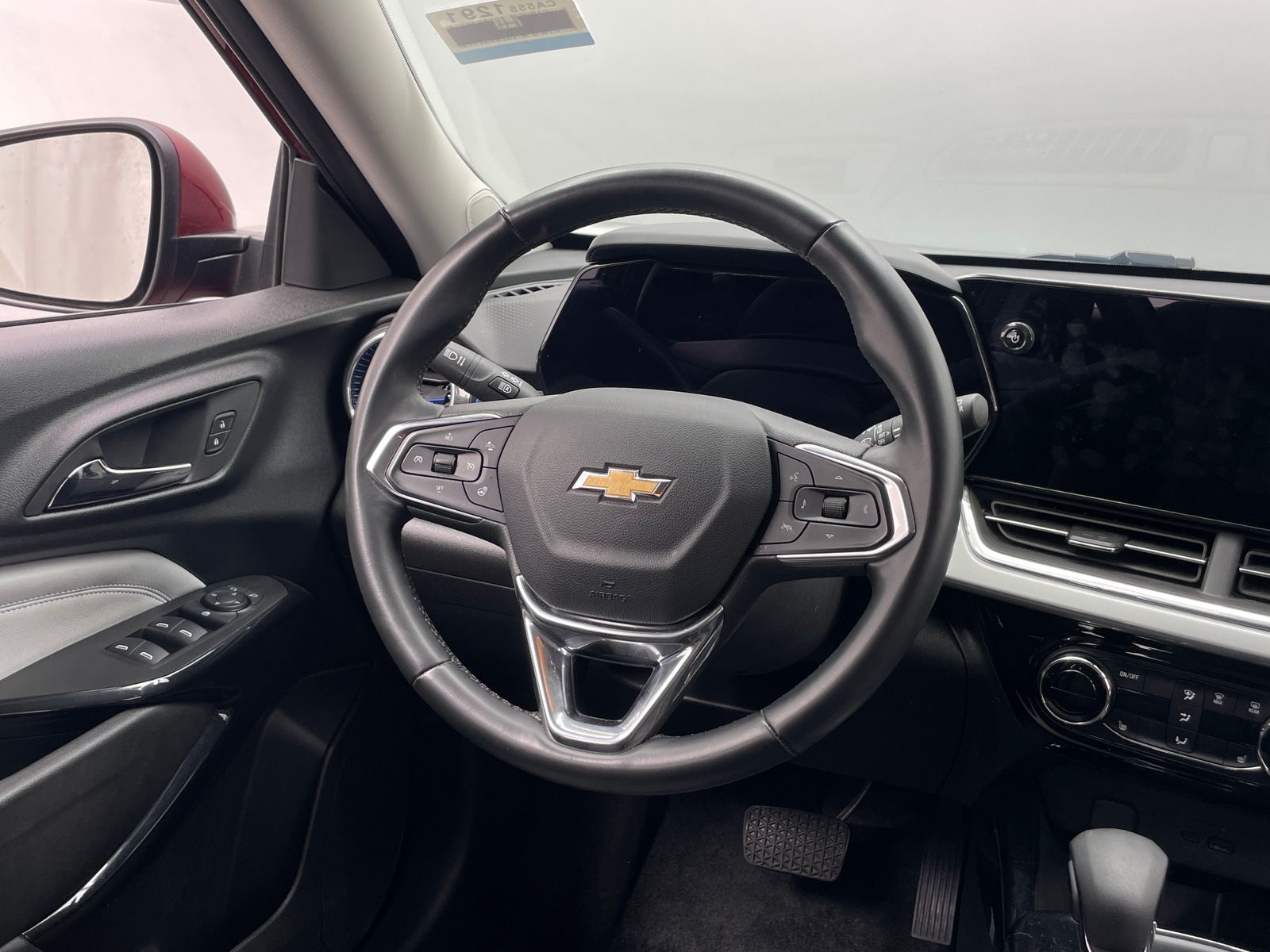 Thumbnail: 2025 Chevrolet Trax - 4
