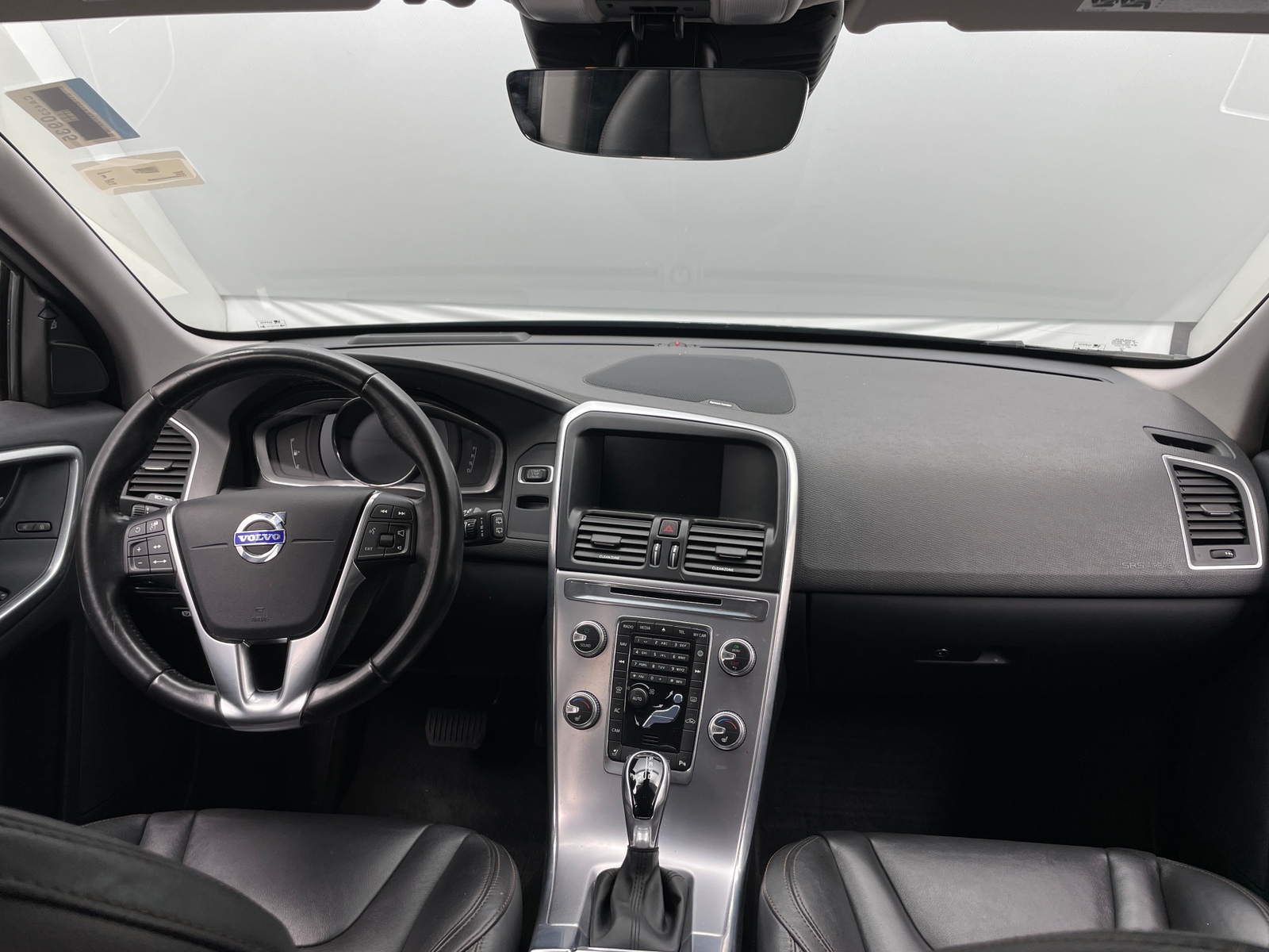 Thumbnail: 2017 Volvo XC60 - 2