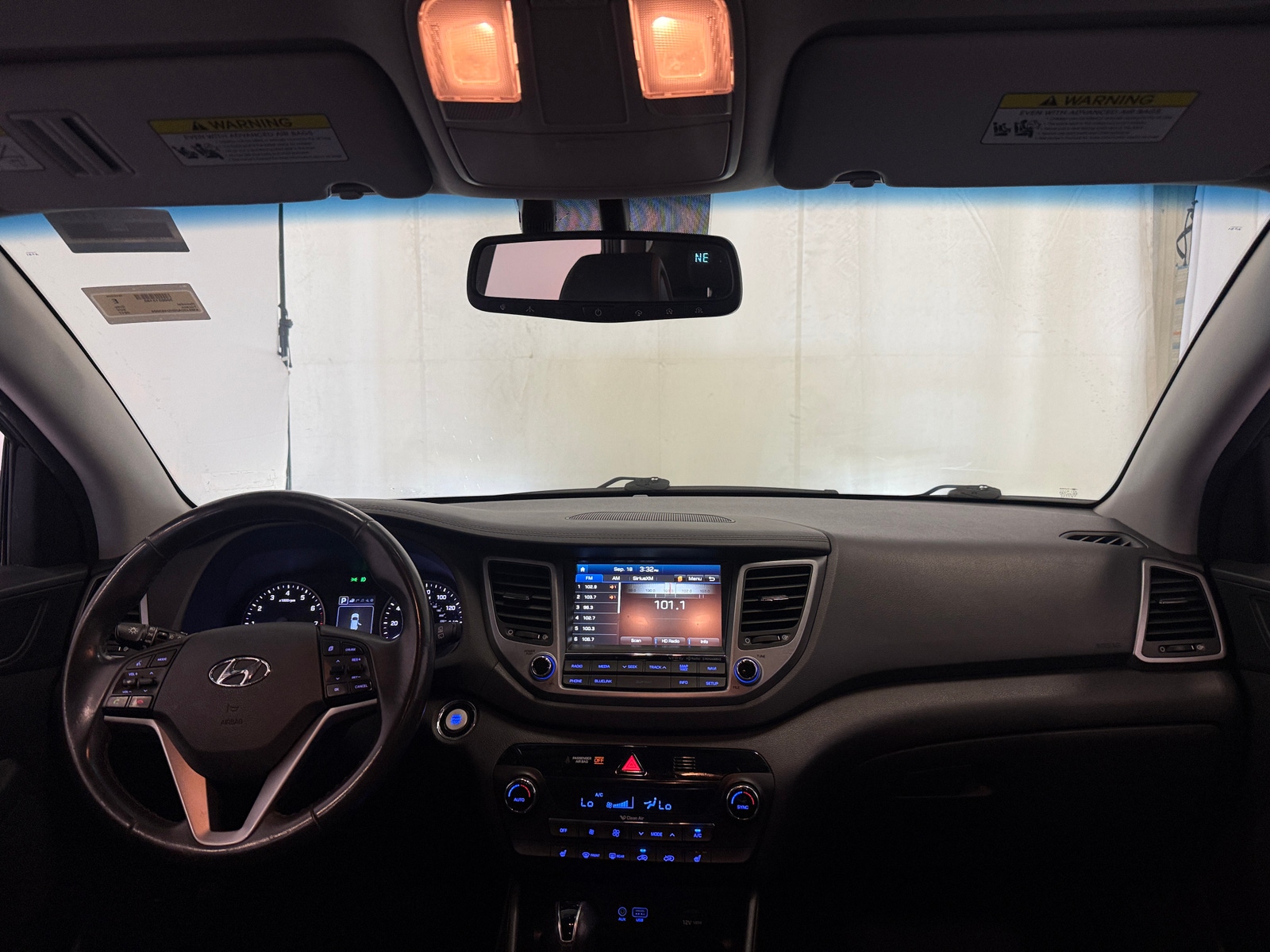 Thumbnail: 2017 Hyundai Tucson - 3
