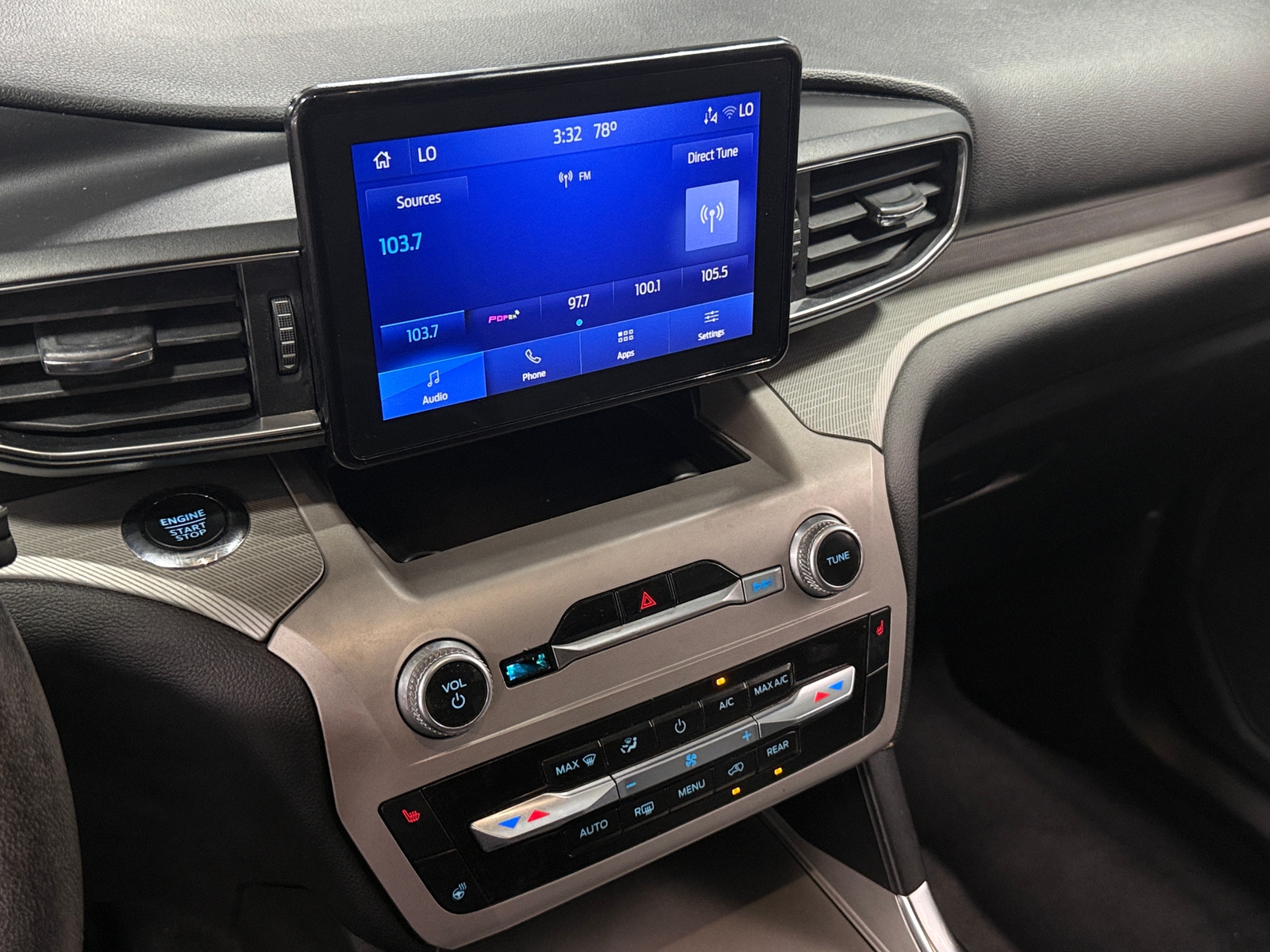Thumbnail: 2022 Ford Explorer - 3