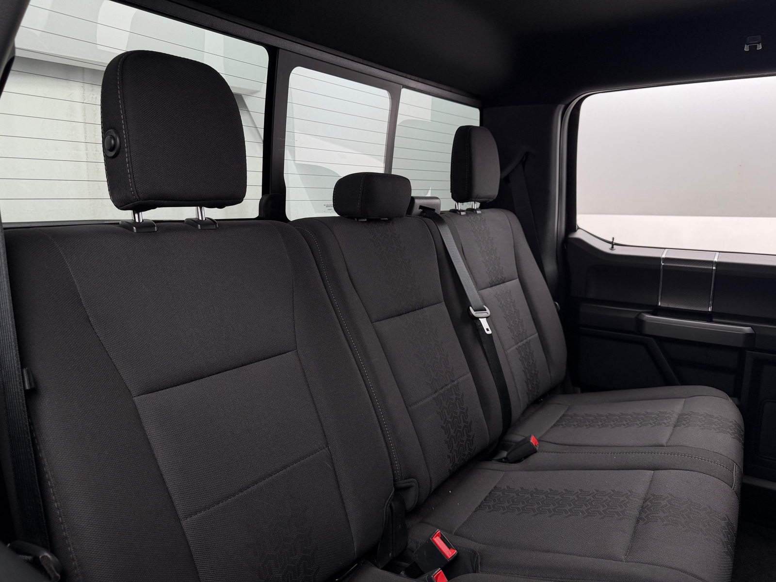 Thumbnail: 2018 Ford Econoline - 6