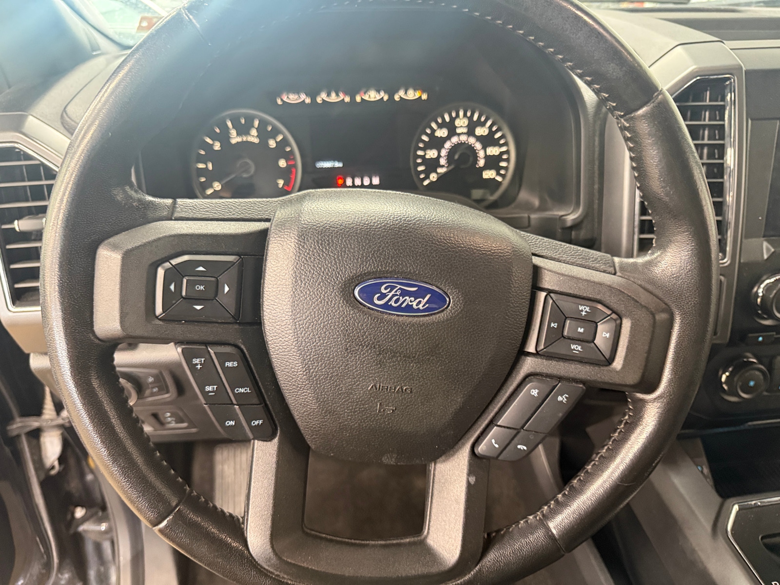Thumbnail: 2018 Ford Econoline - 5