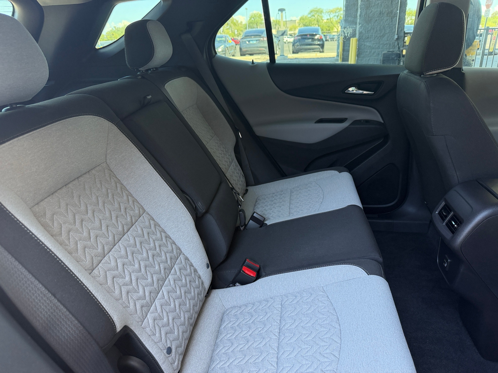 Thumbnail: 2024 Chevrolet Equinox - 6