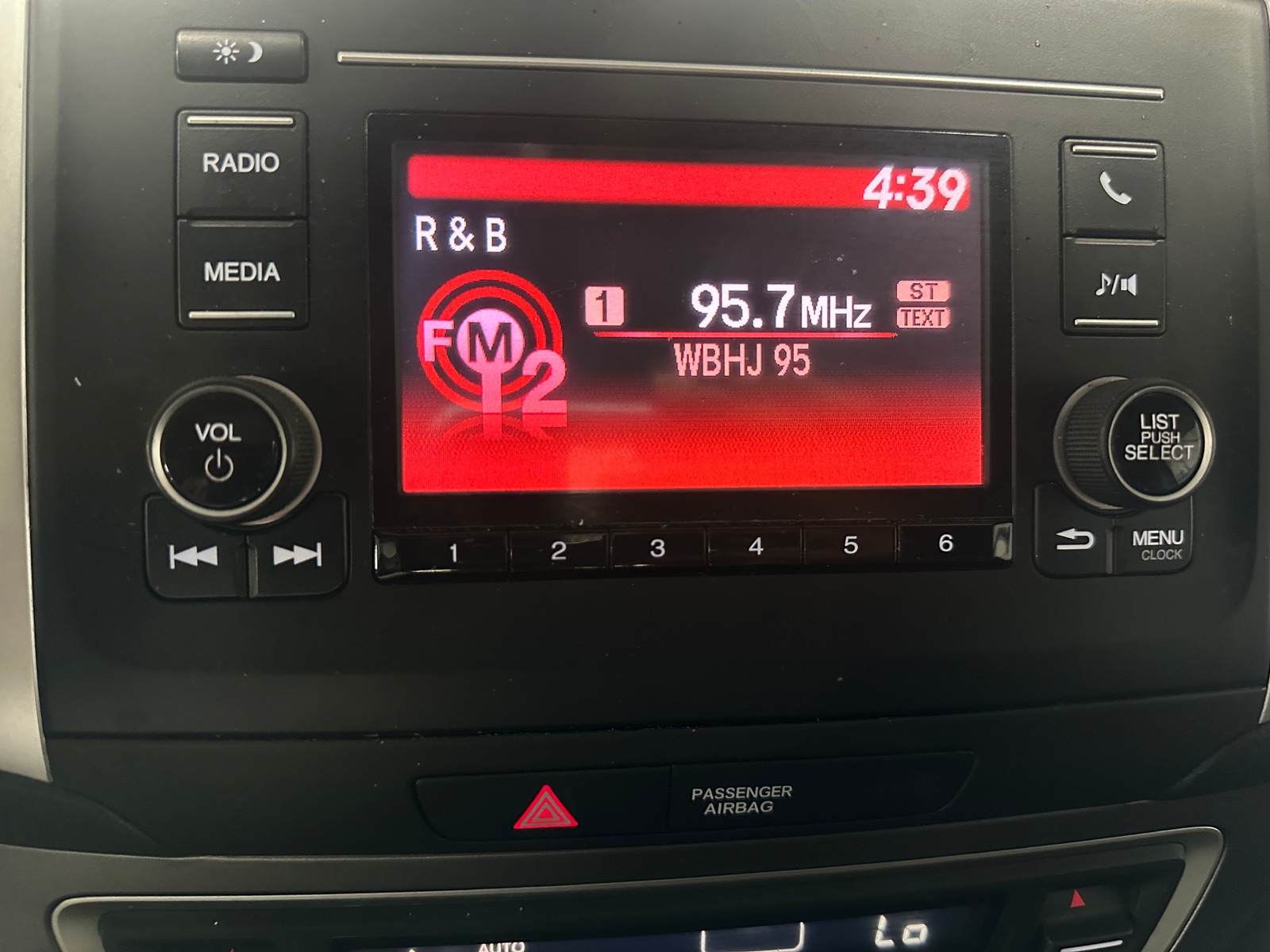 Thumbnail: 2019 Honda Ridgeline - 3