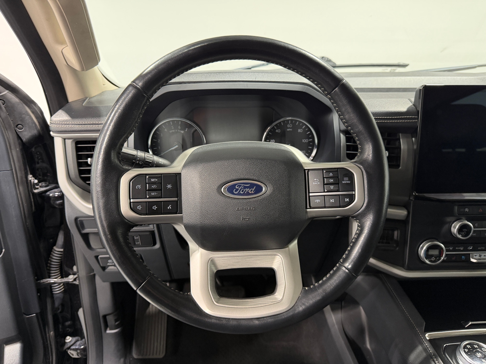 Thumbnail: 2024 Ford Expedition MAX - 4