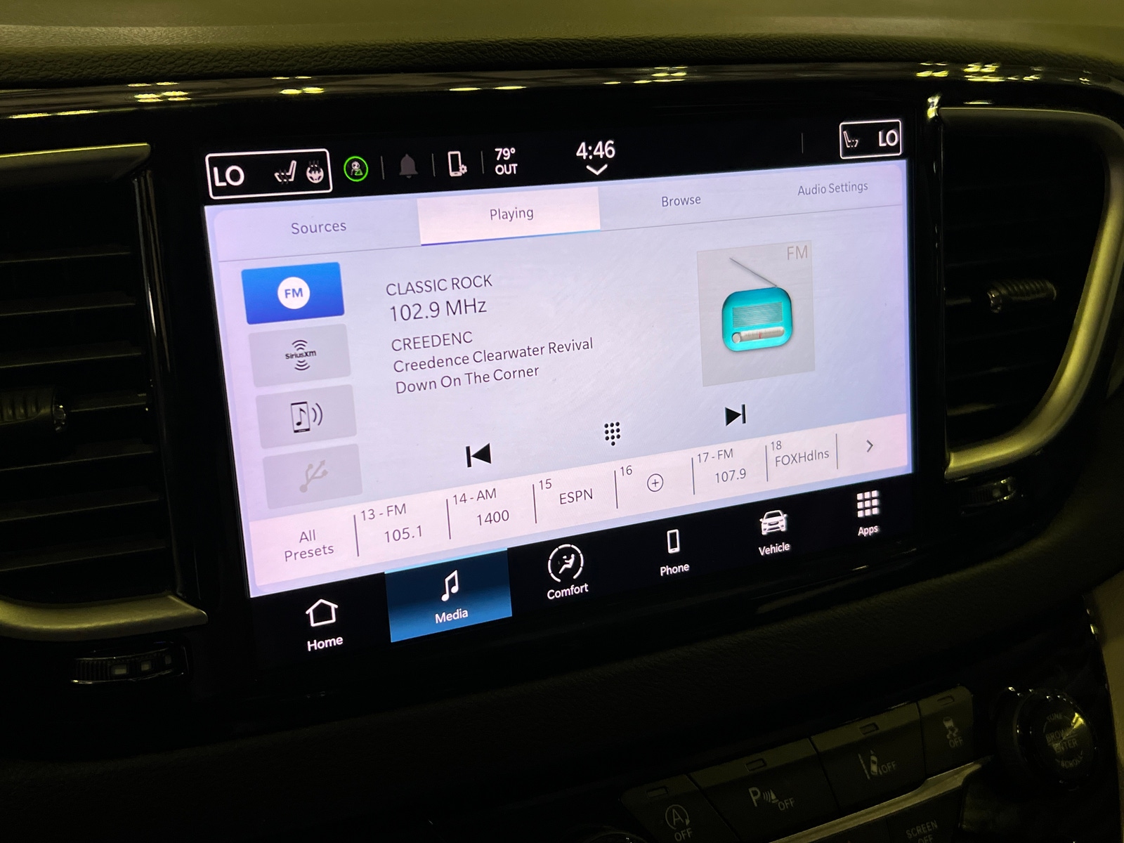 Thumbnail: 2024 Chrysler Pacifica - 3