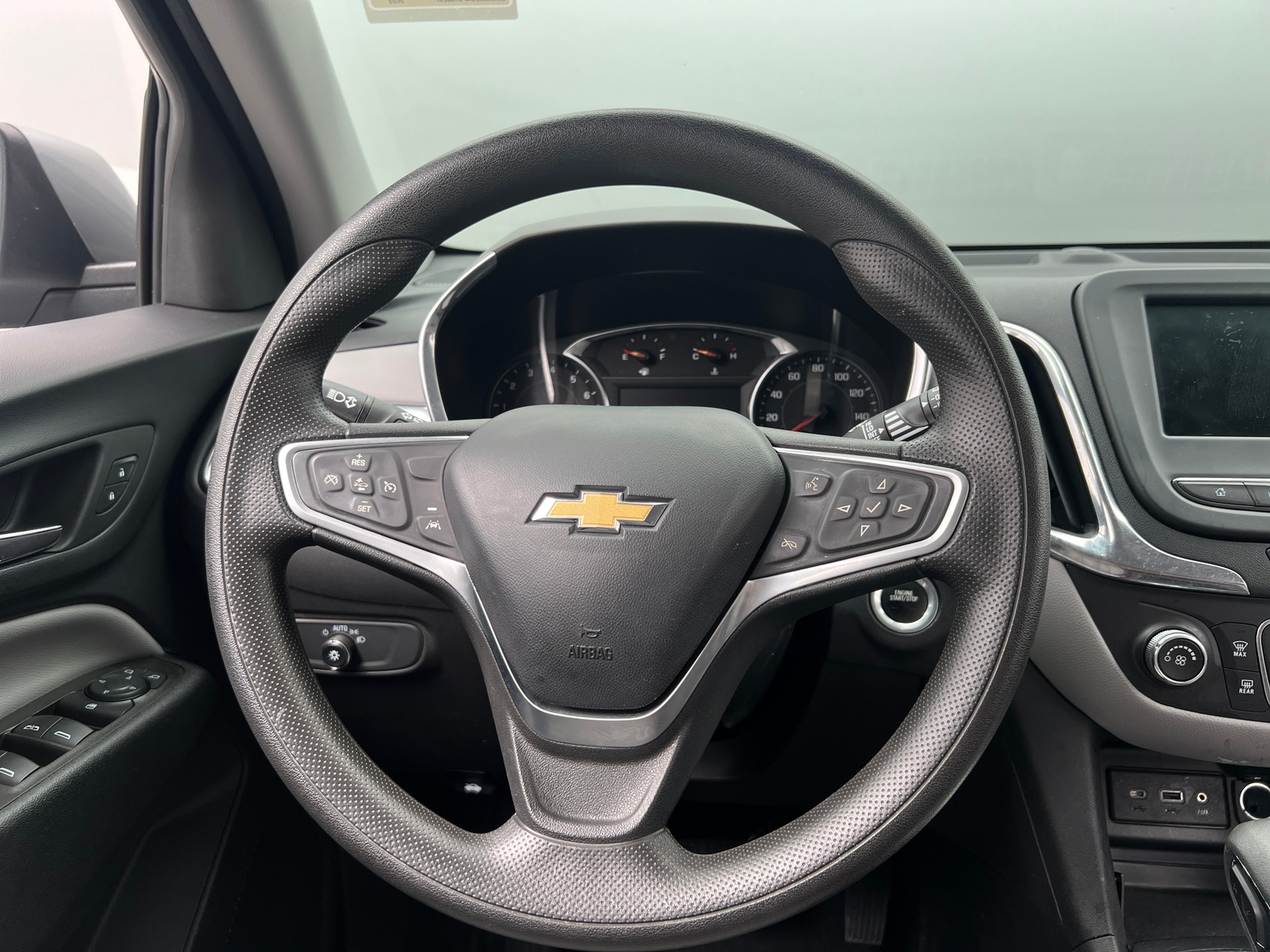 Thumbnail: 2023 Chevrolet Equinox - 5