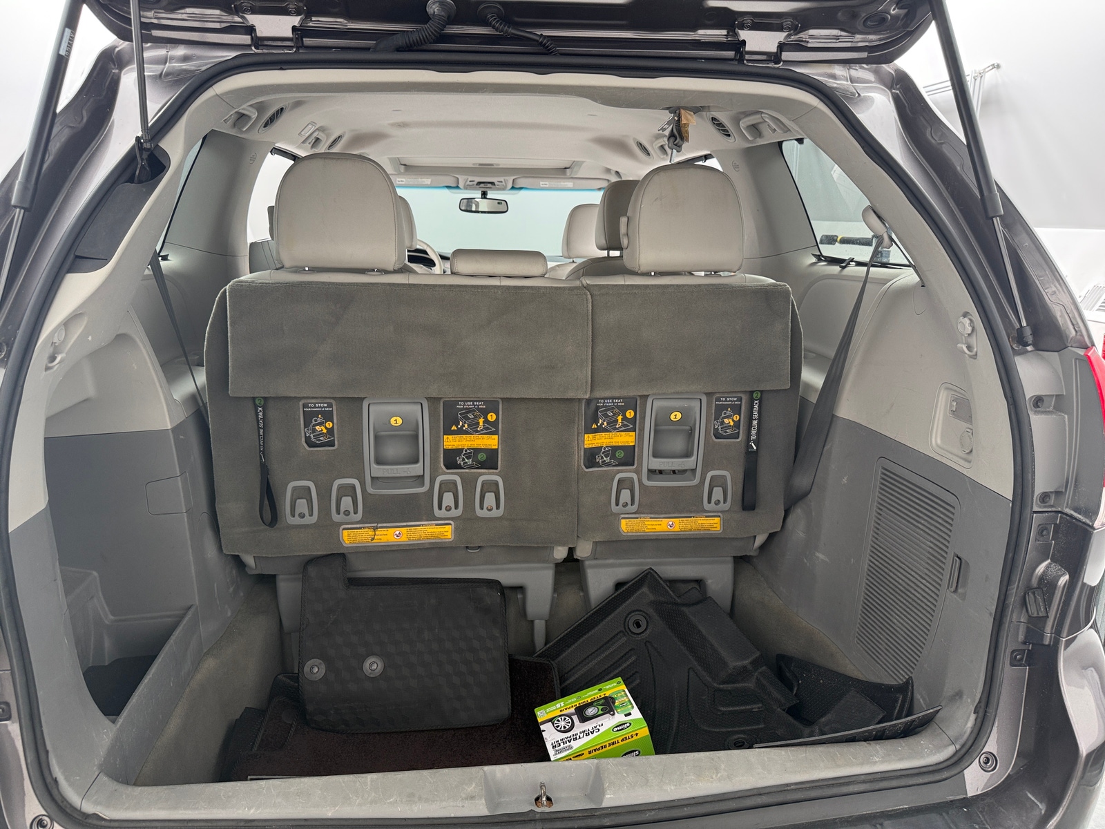 Thumbnail: 2014 Toyota Sienna - 7