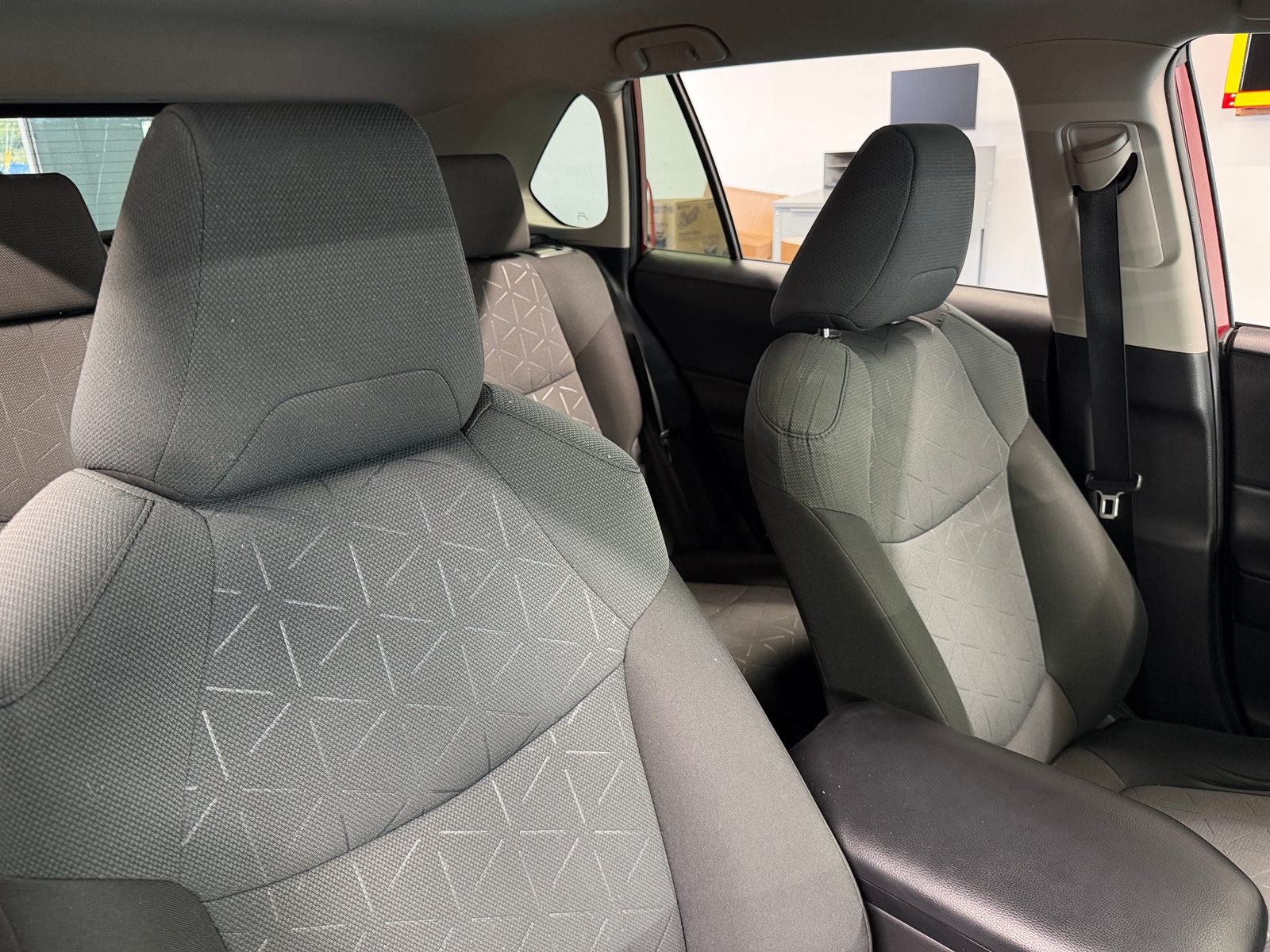 Thumbnail: 2020 Toyota RAV4 - 2
