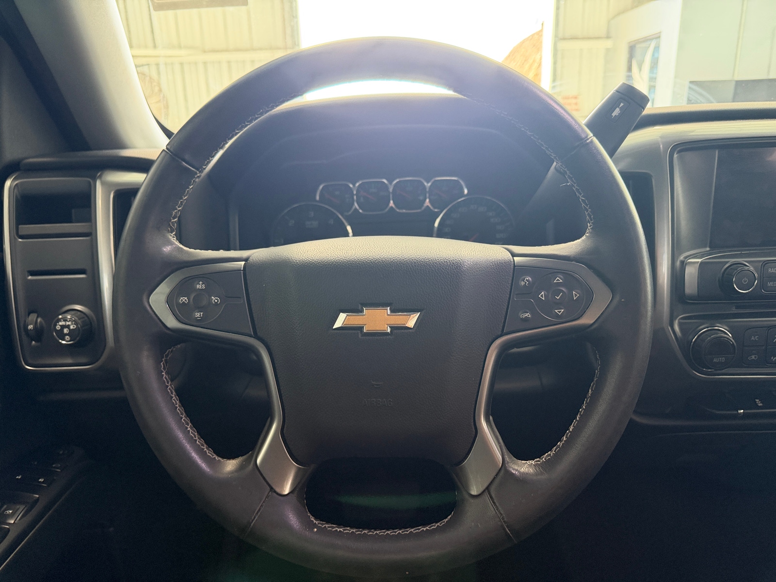 Thumbnail: 2018 Chevrolet Silverado 1500 - 5