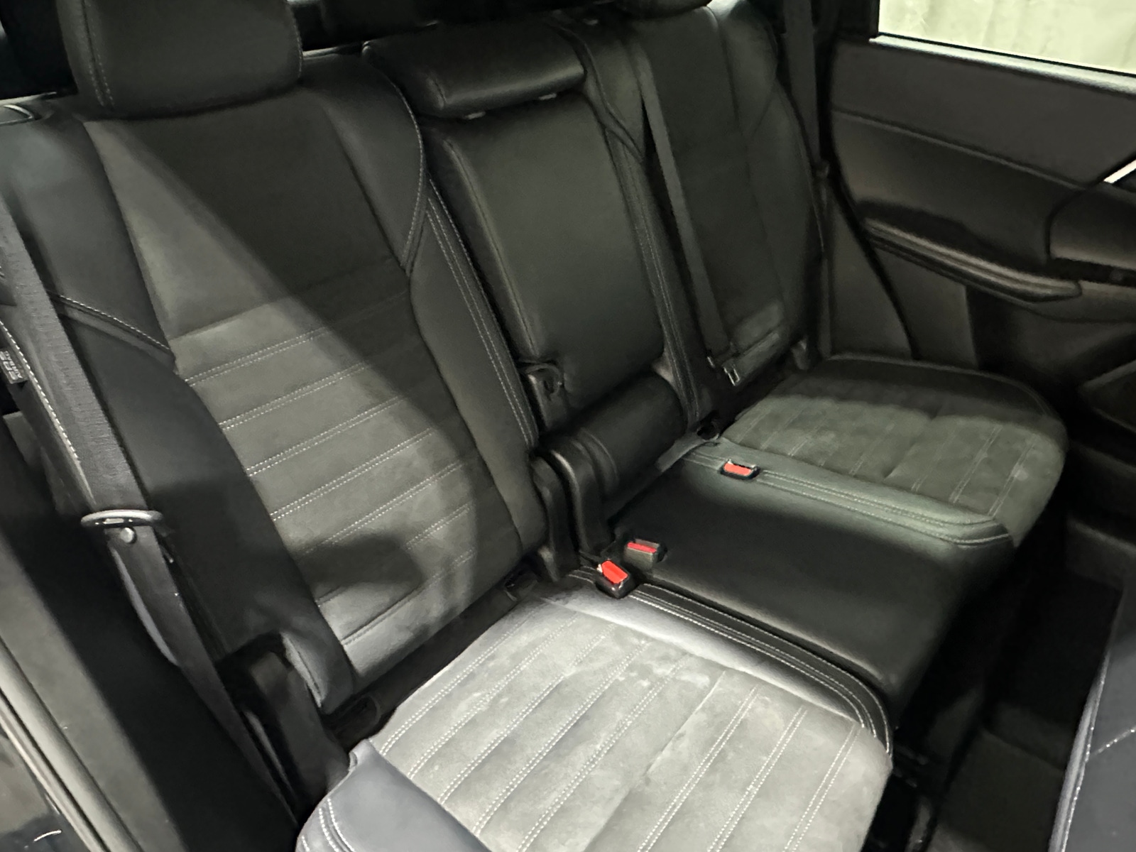 Thumbnail: 2024 Mitsubishi Outlander - 6