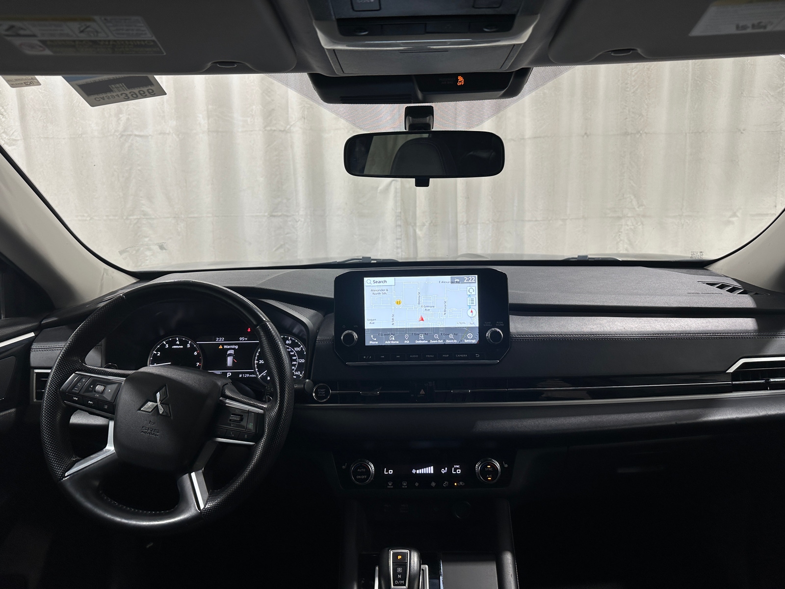 Thumbnail: 2024 Mitsubishi Outlander - 3