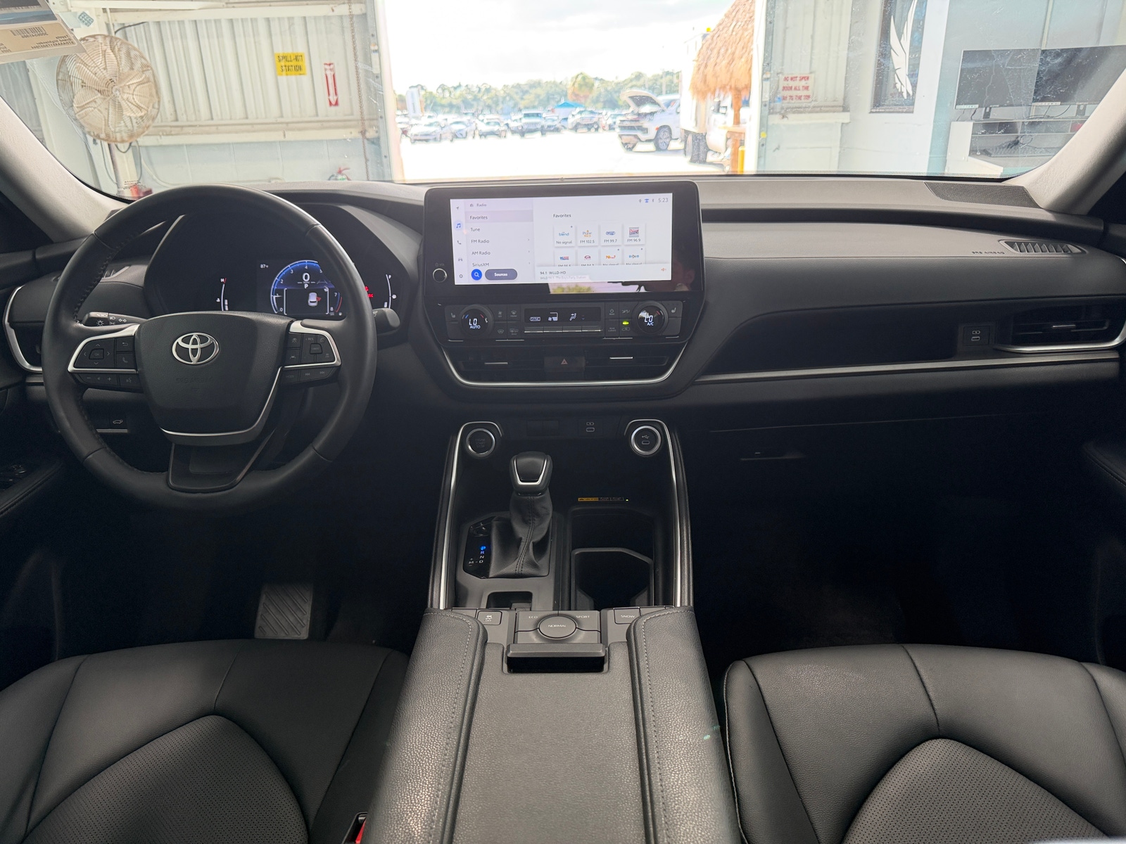 Thumbnail: 2026 Toyota Grand Highlander - 3