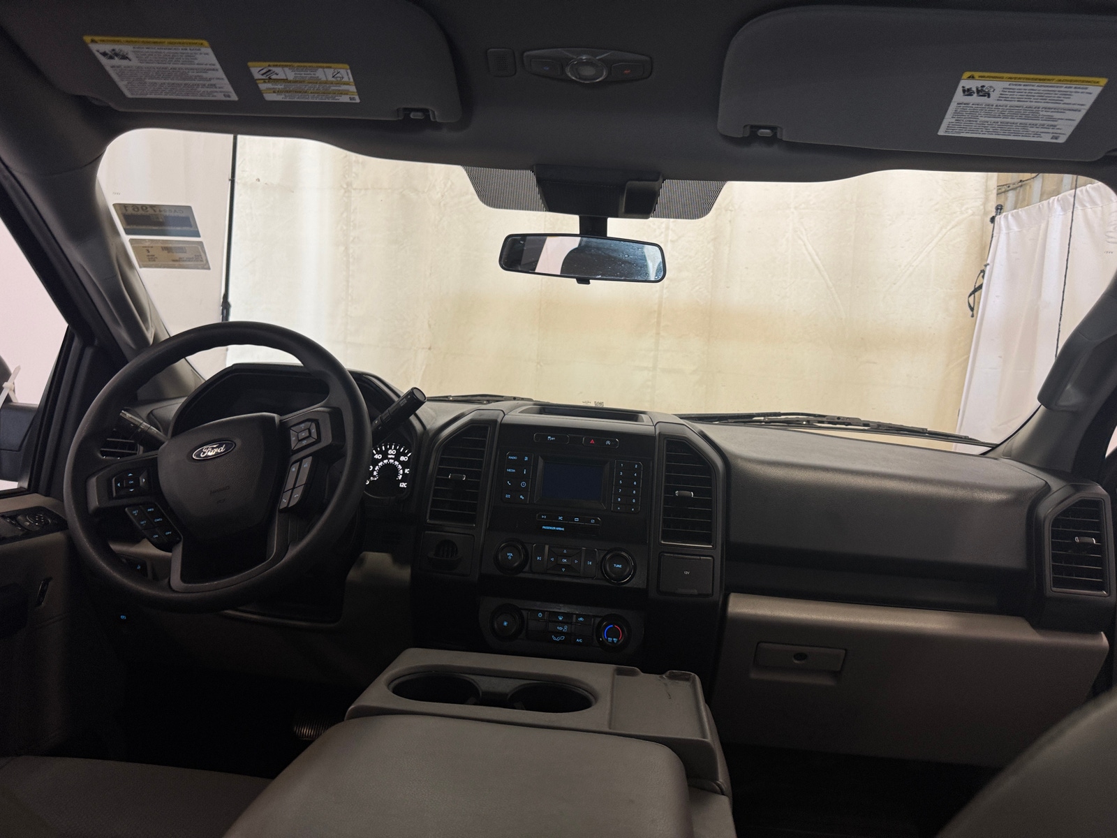 Thumbnail: 2019 Ford Econoline - 3