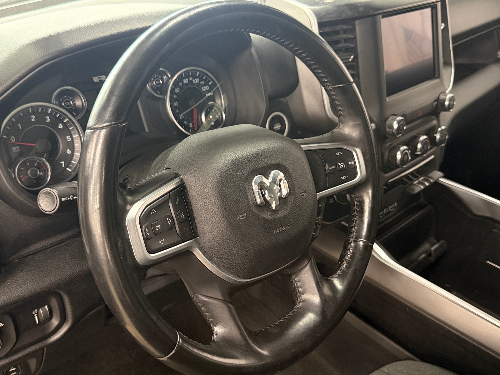 Thumbnail: 2022 RAM 1500 - 5