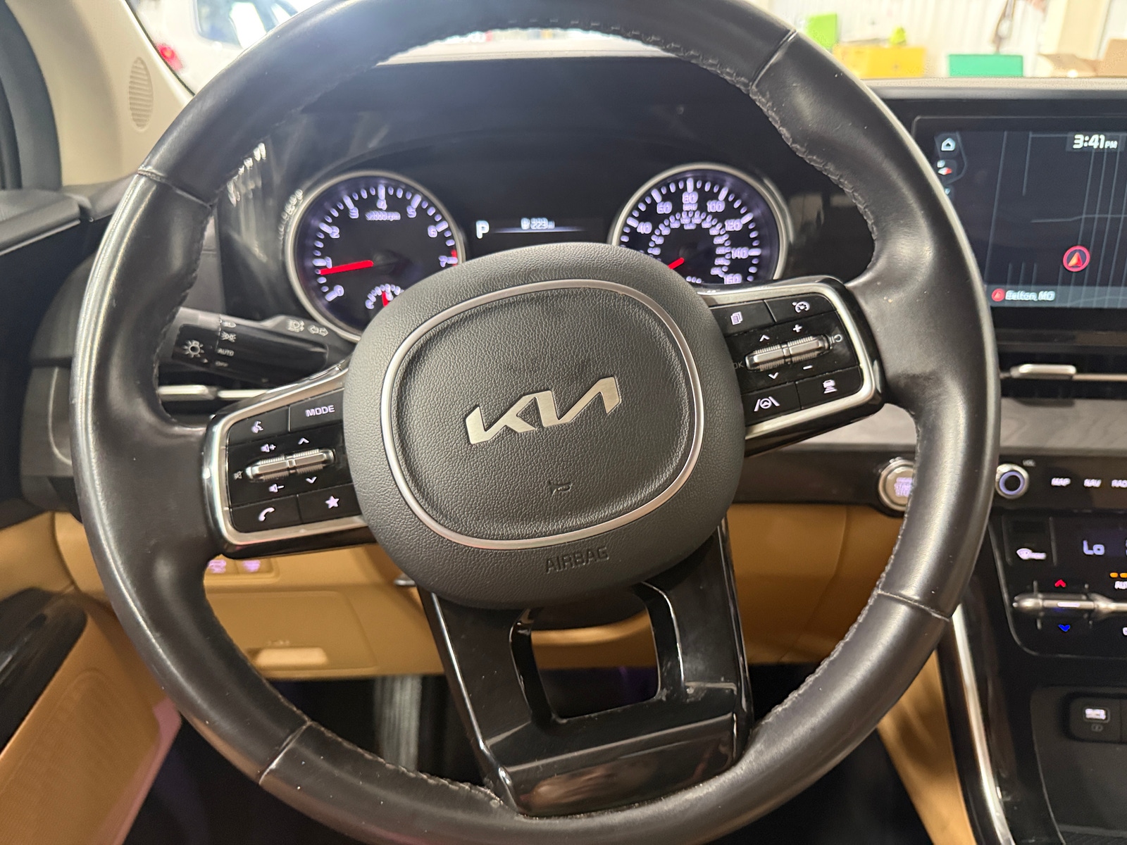 Thumbnail: 2024 Kia Carnival - 4