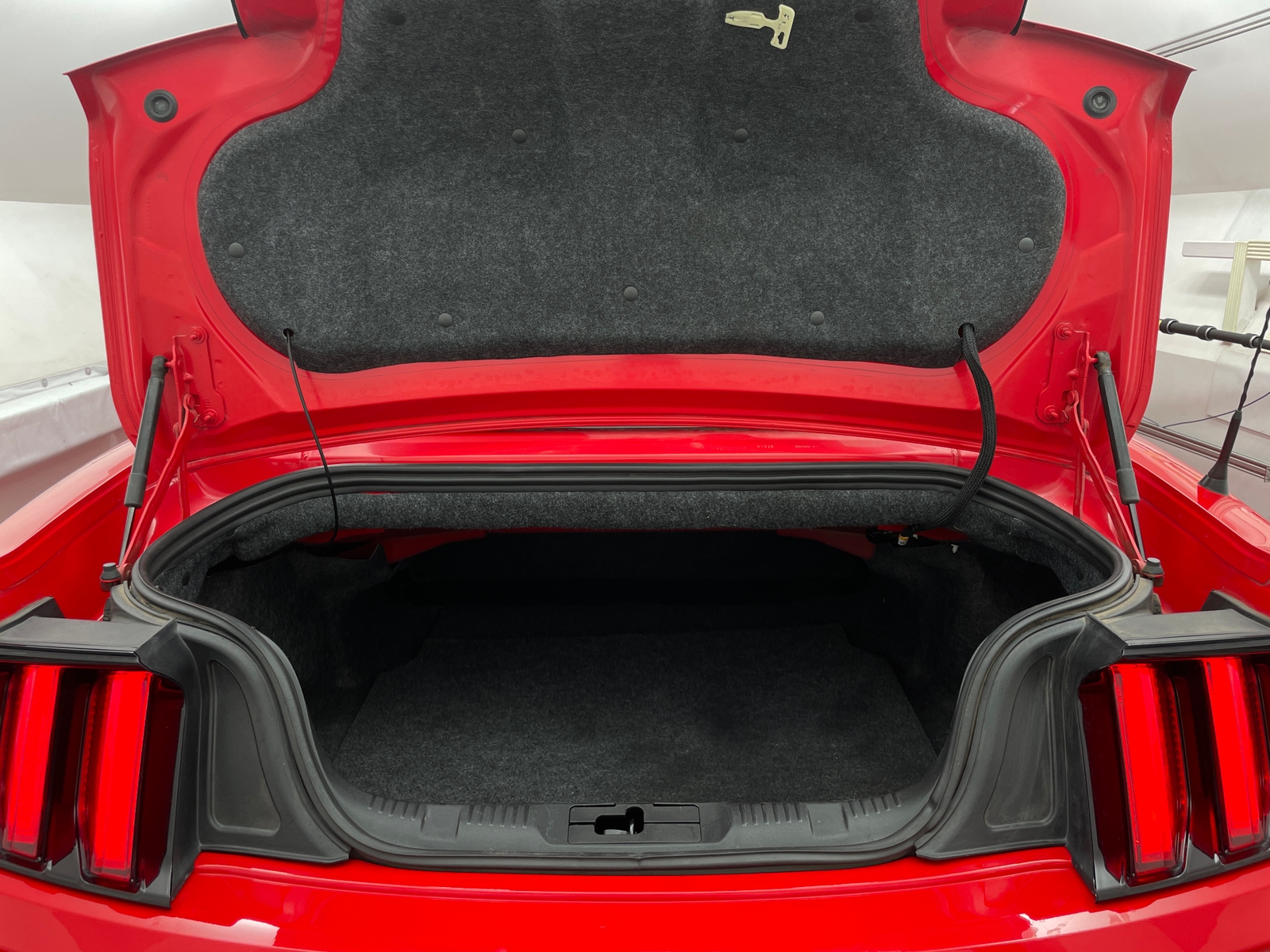 Thumbnail: 2016 Ford Mustang - 6
