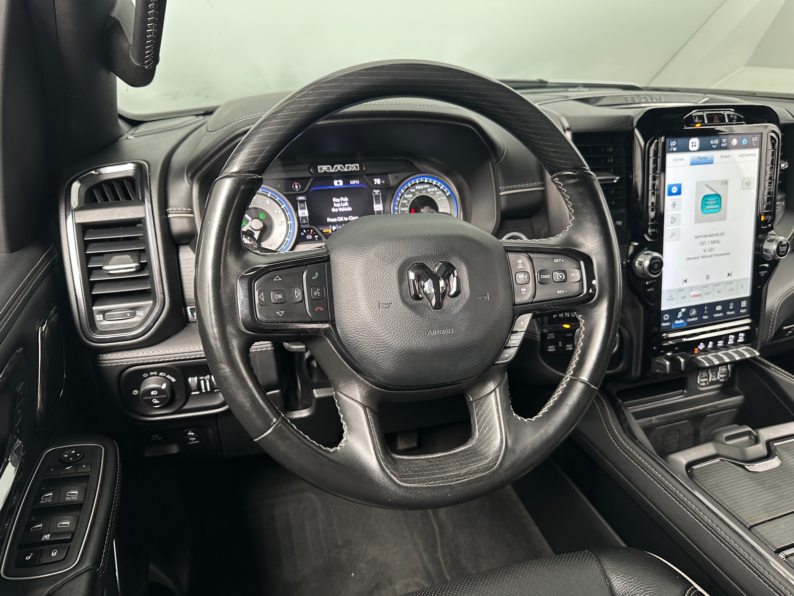 Thumbnail: 2022 RAM 1500 - 4