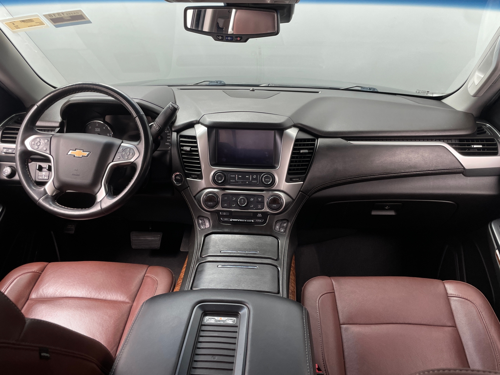 Thumbnail: 2019 Chevrolet Tahoe - 2