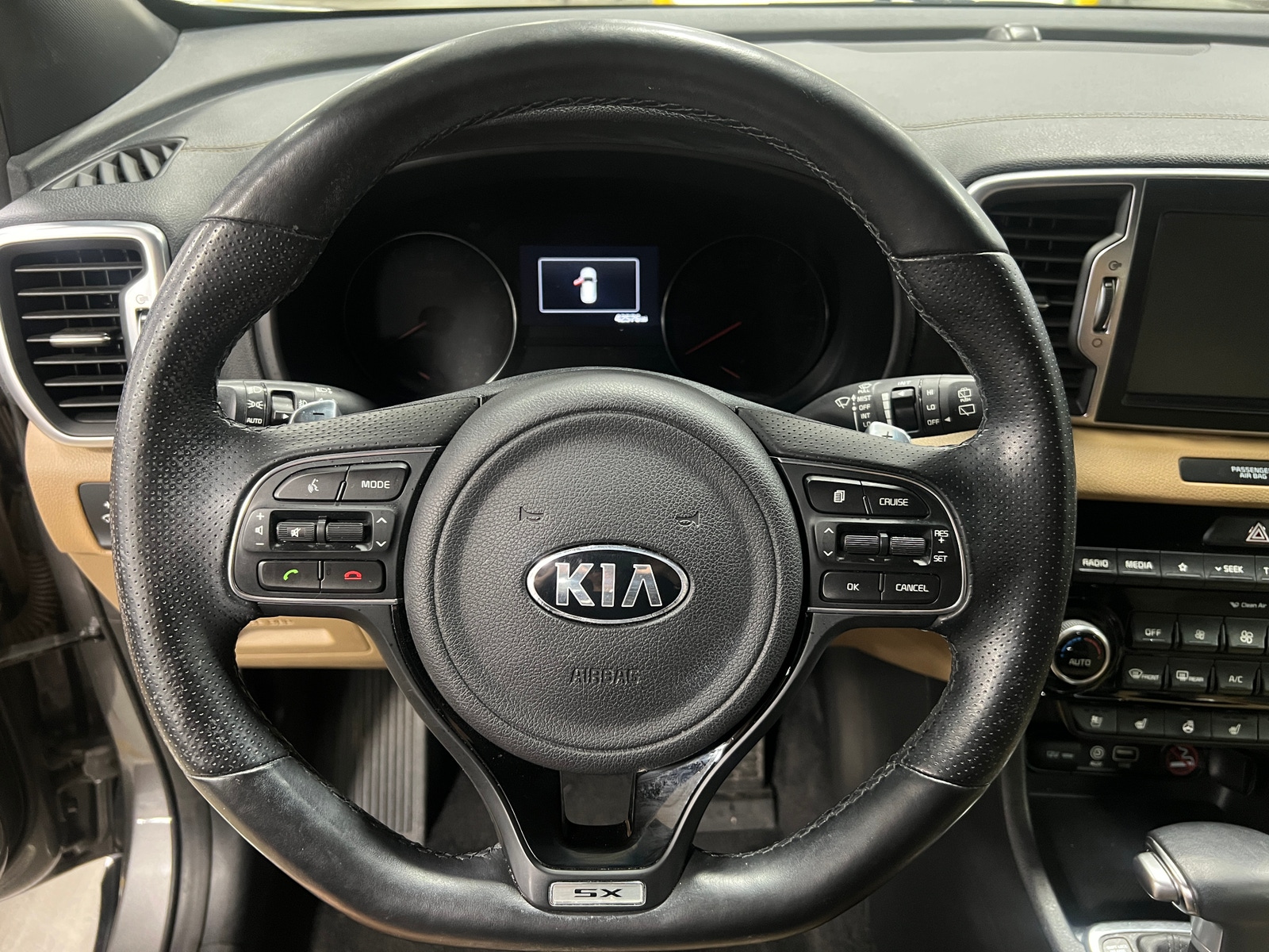 Thumbnail: 2018 Kia Sportage - 4