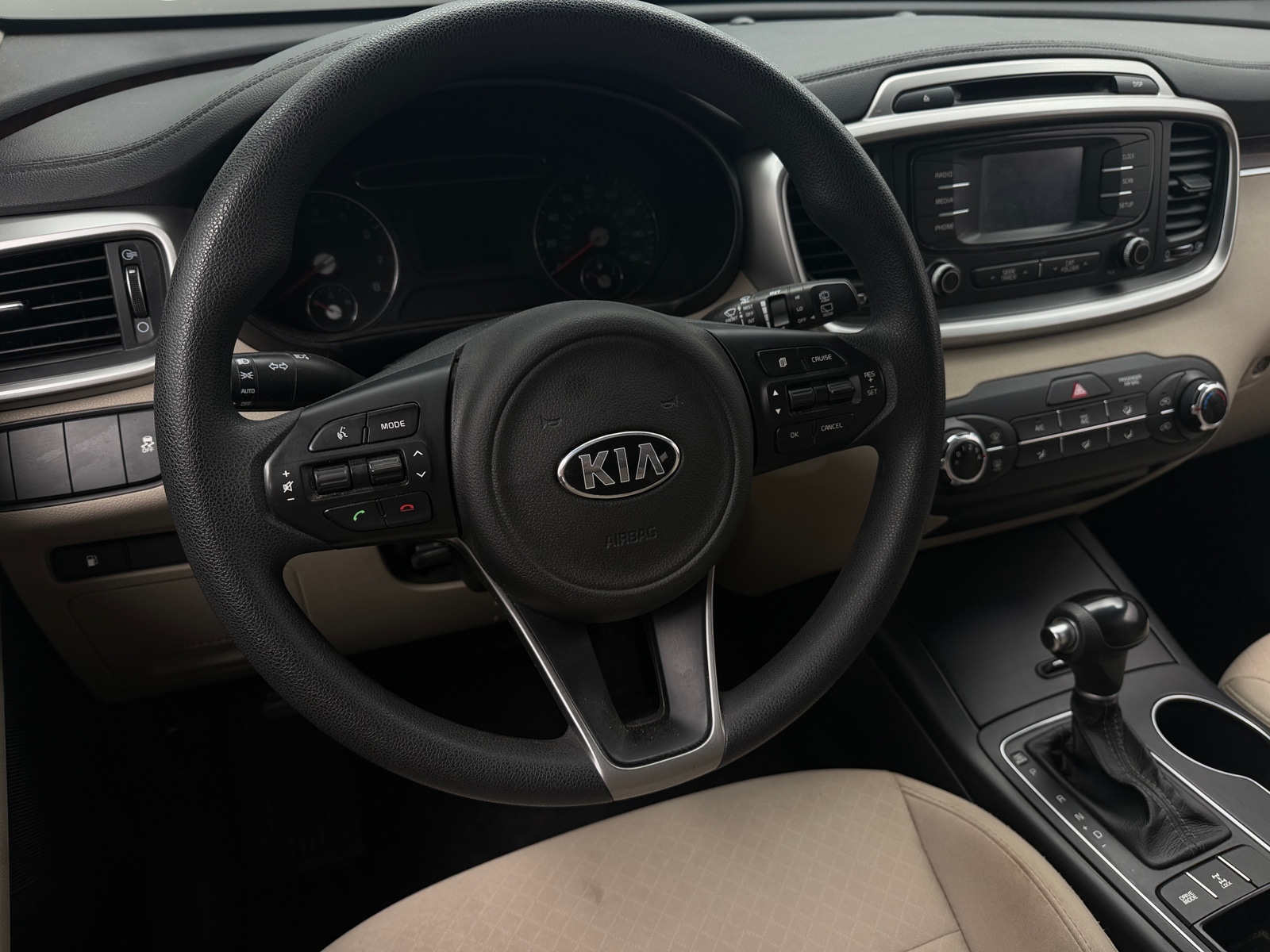Thumbnail: 2017 Kia Sorento - 5