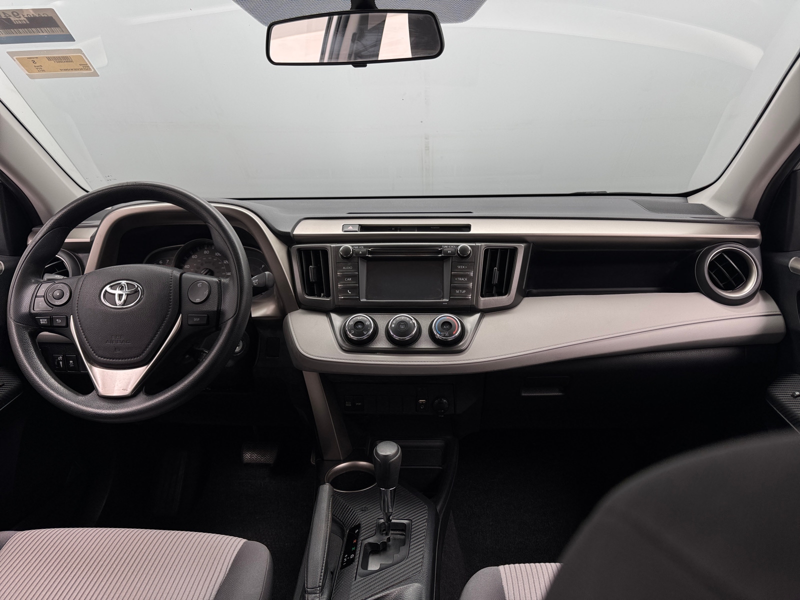 Thumbnail: 2014 Toyota RAV4 - 3