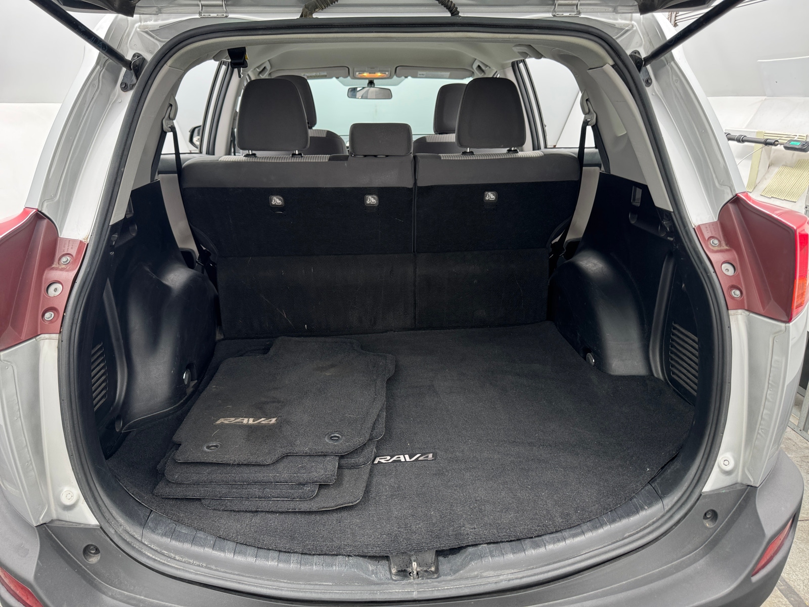 Thumbnail: 2014 Toyota RAV4 - 7