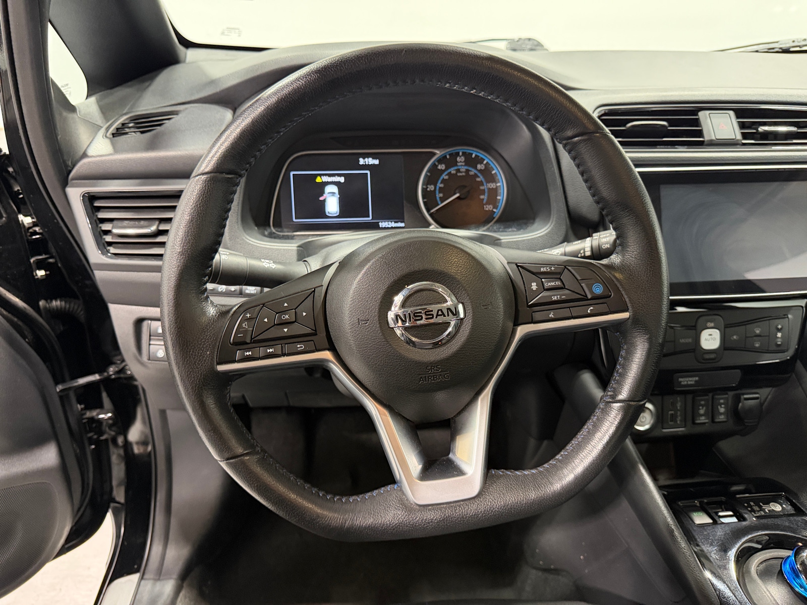 Thumbnail: 2020 Nissan Leaf - 5