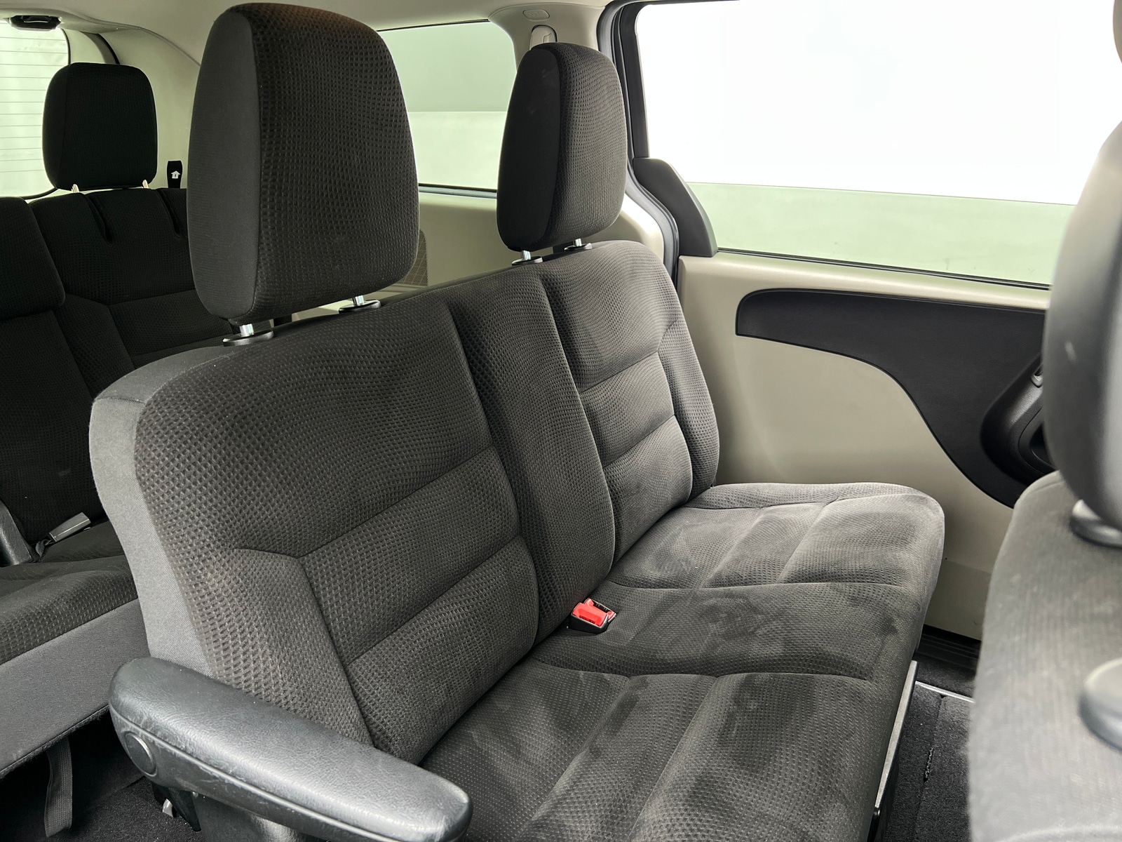 Thumbnail: 2018 Dodge Grand Caravan - 6
