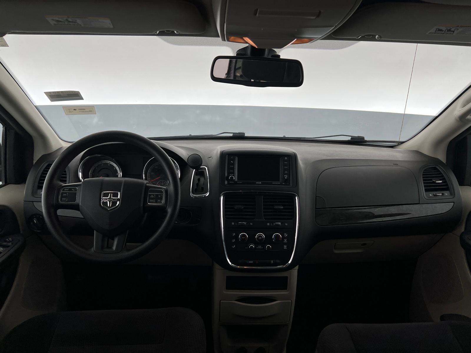 Thumbnail: 2018 Dodge Grand Caravan - 3