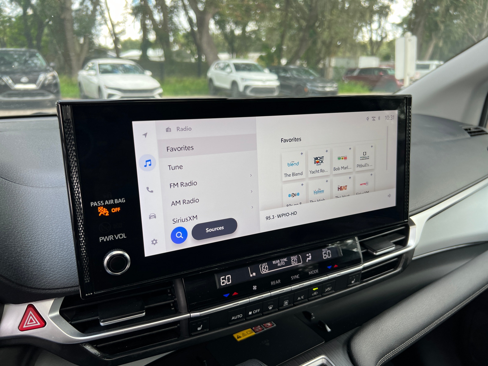 Thumbnail: 2025 Toyota Sienna - 4