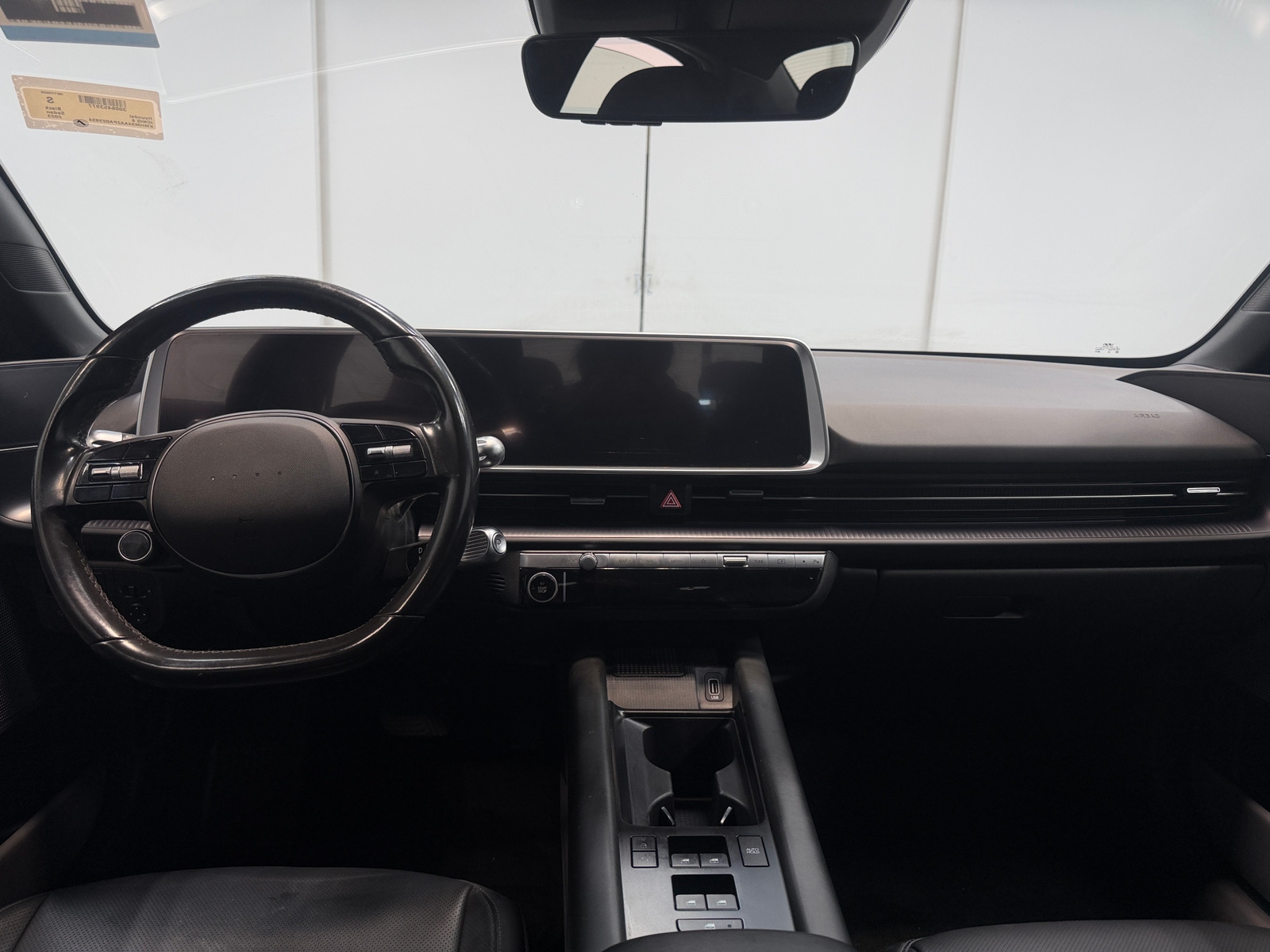 Thumbnail: 2023 Hyundai Ioniq 6 - 2