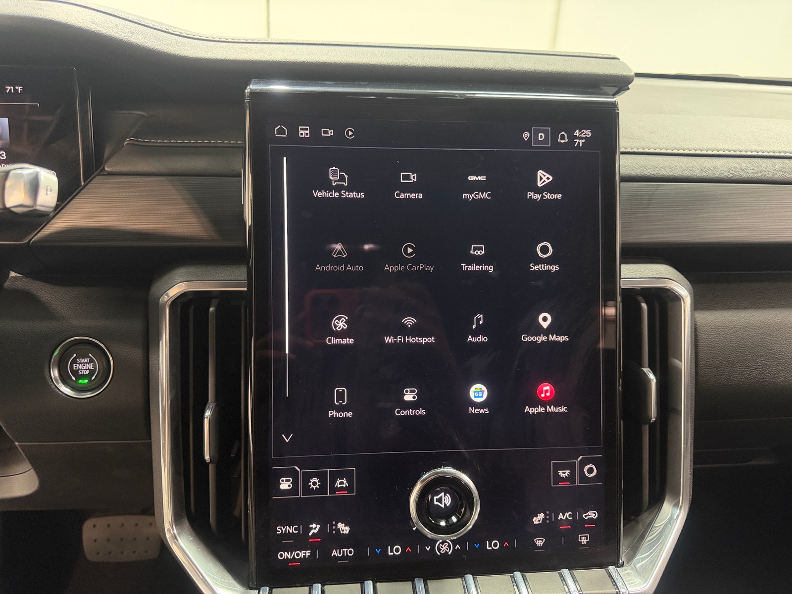 Thumbnail: 2026 GMC Acadia - 4