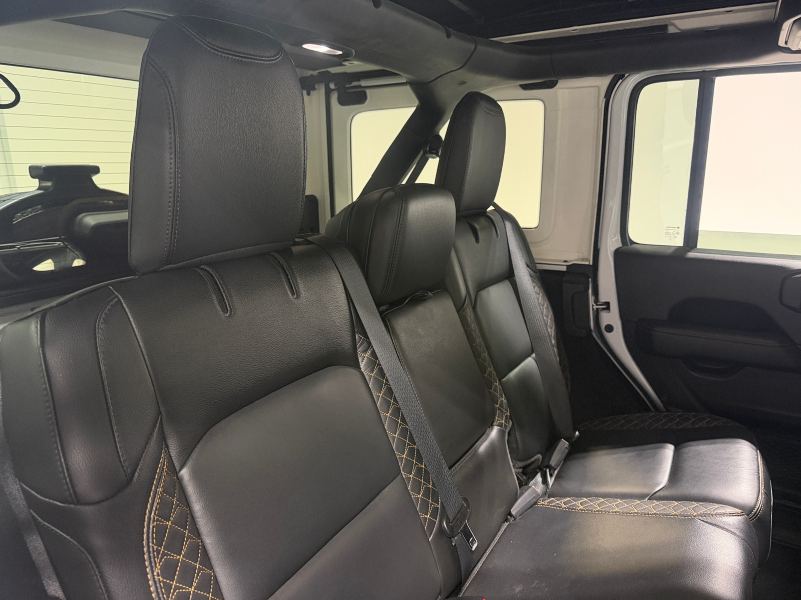 Thumbnail: 2021 Jeep Wrangler - 5