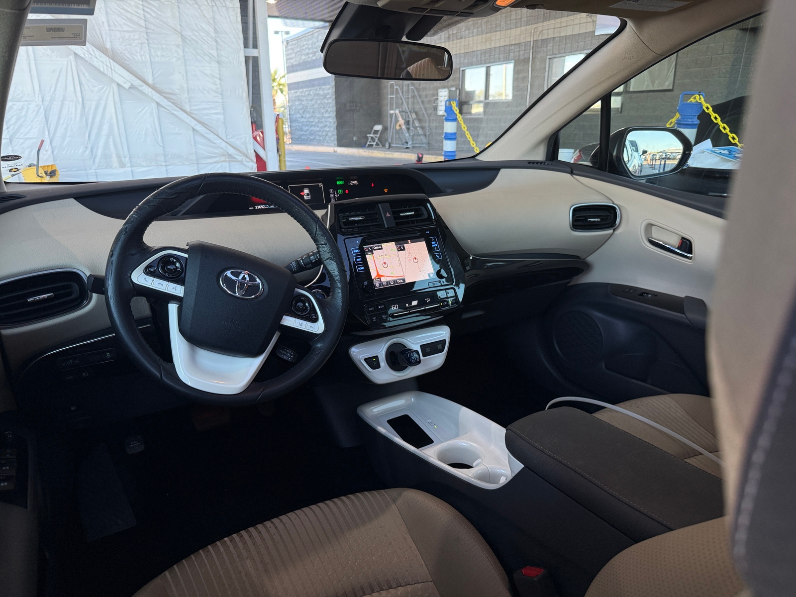 Thumbnail: 2016 Toyota Prius - 3