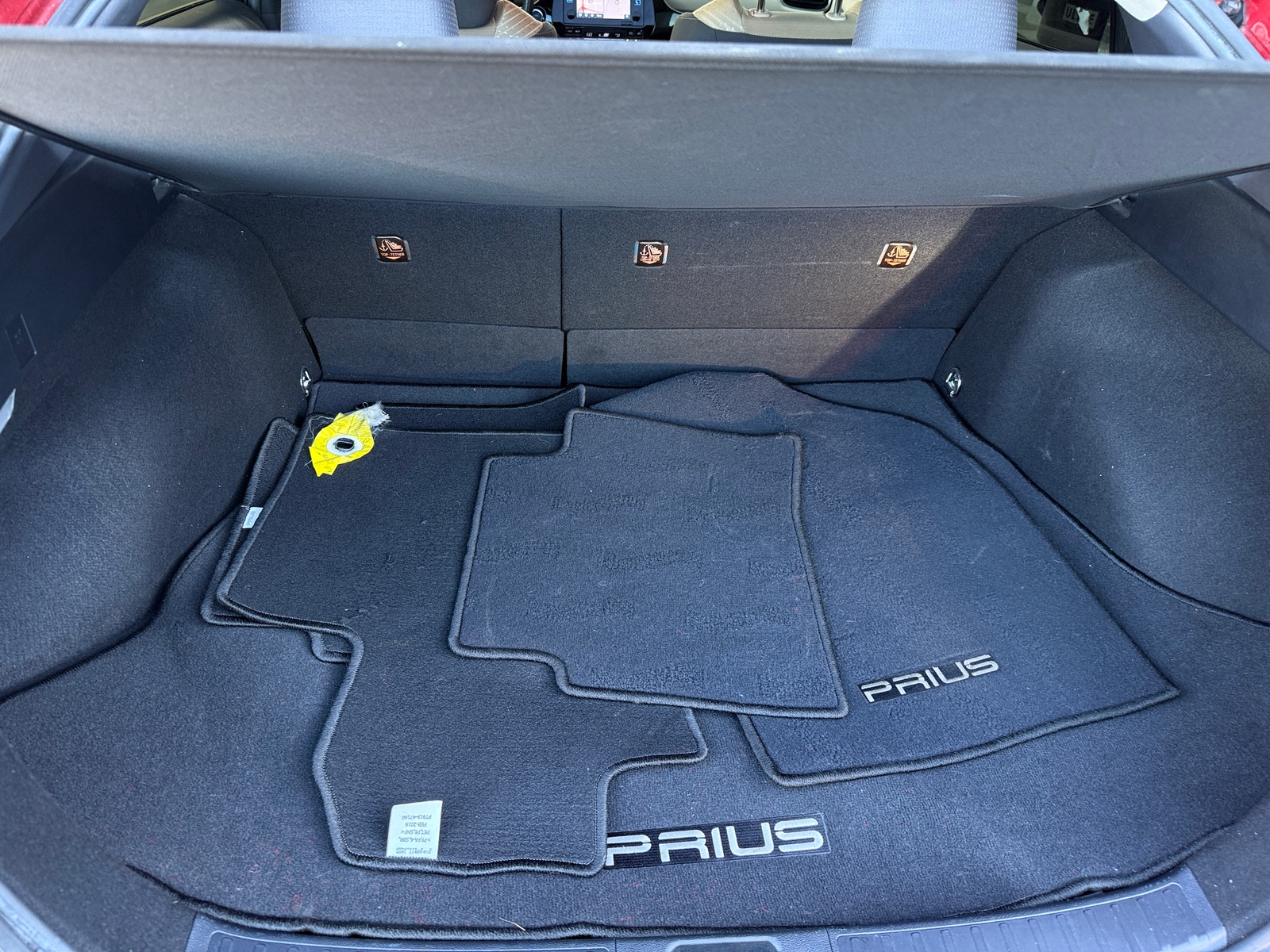 Thumbnail: 2016 Toyota Prius - 7