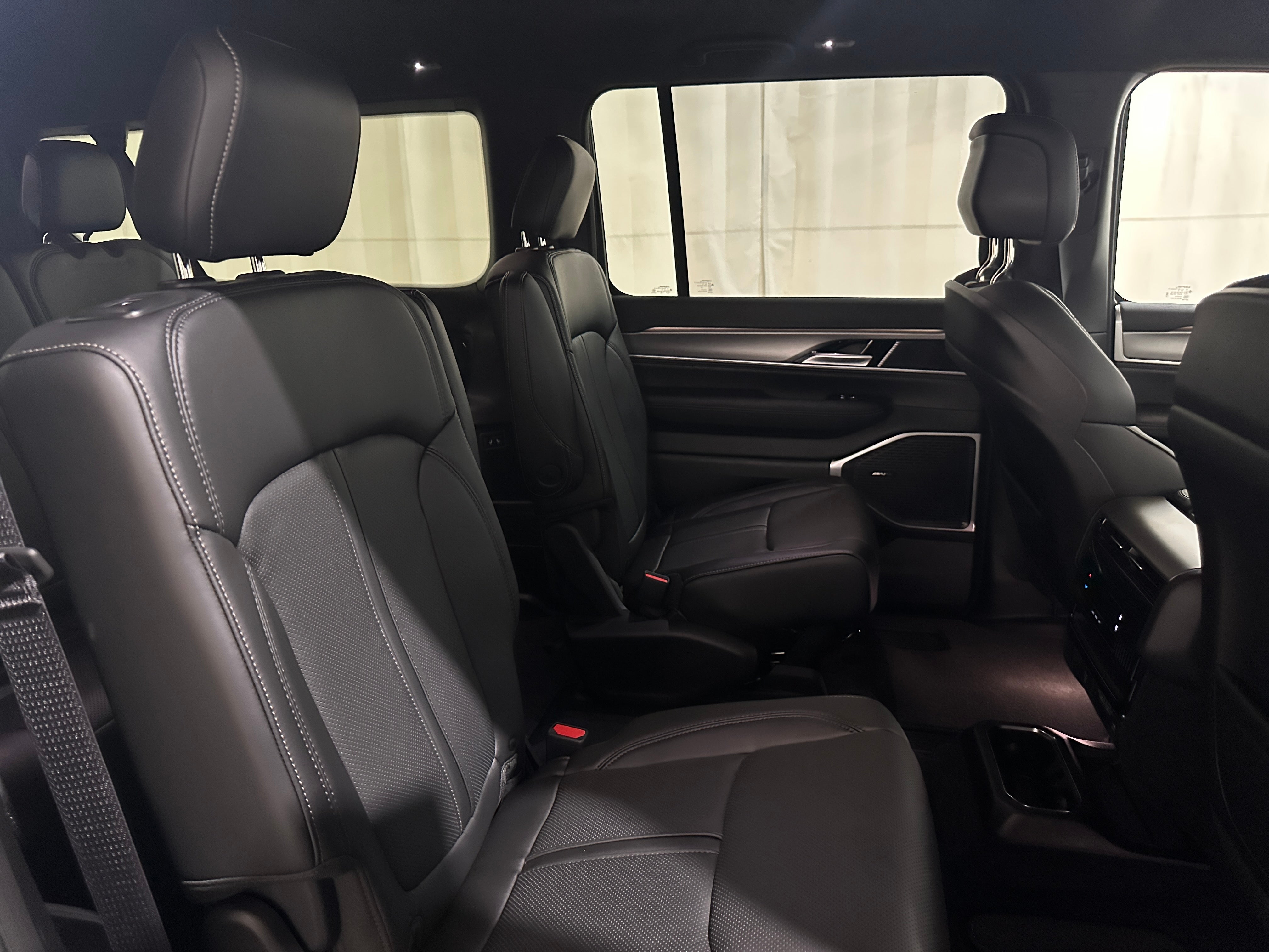 2026 Jeep Grand Wagoneer L