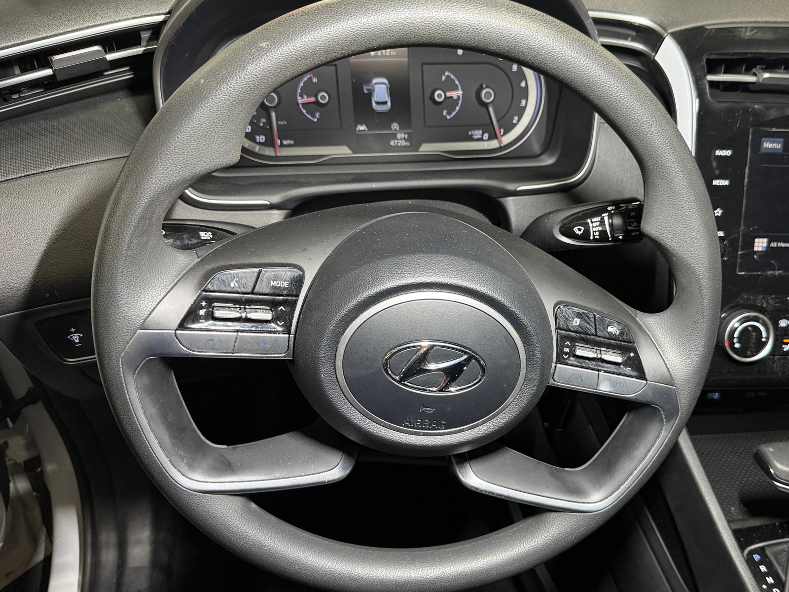 Thumbnail: 2022 Hyundai Tucson - 5