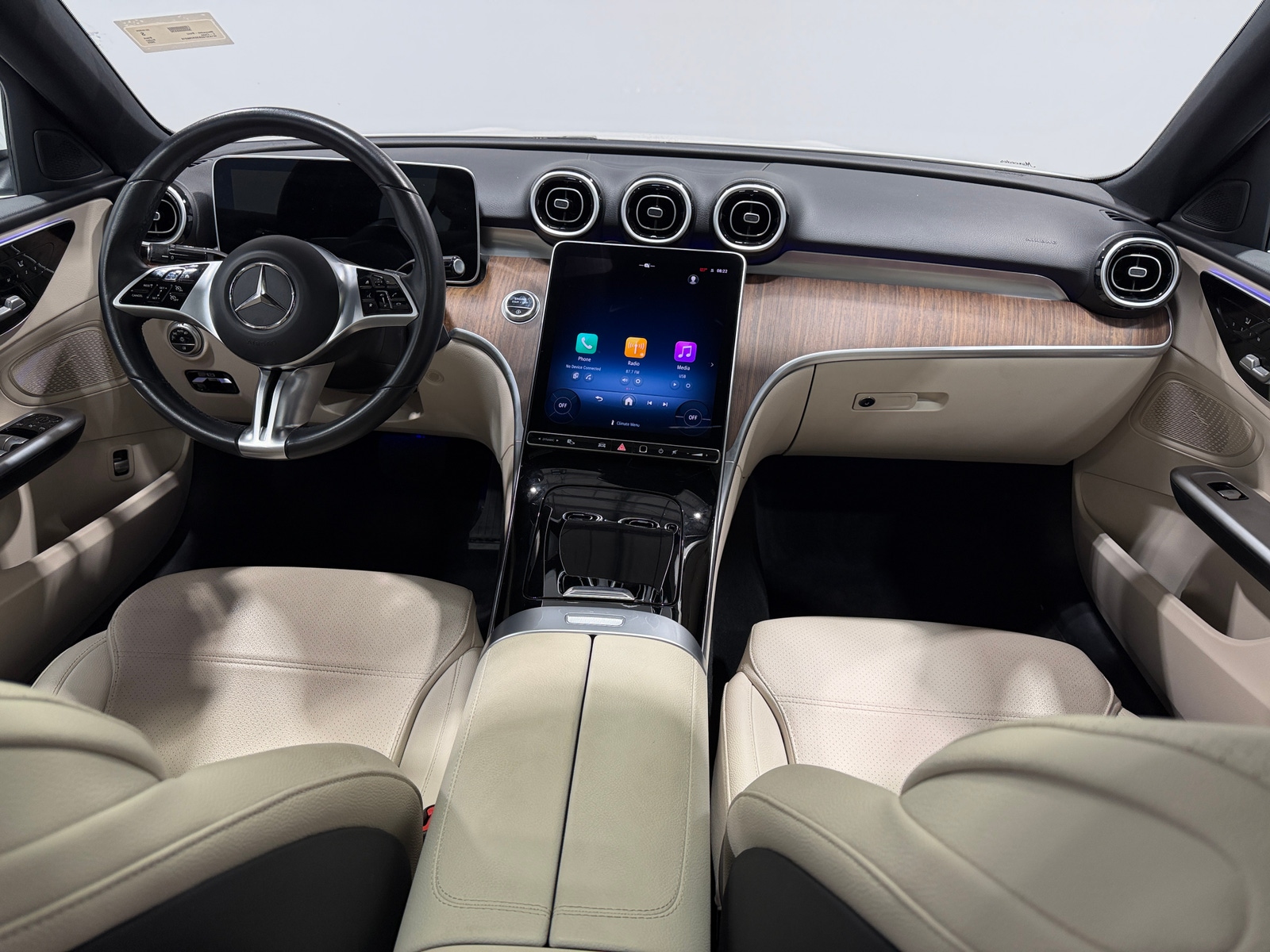 Thumbnail: 2025 Mercedes-Benz C-Class - 2